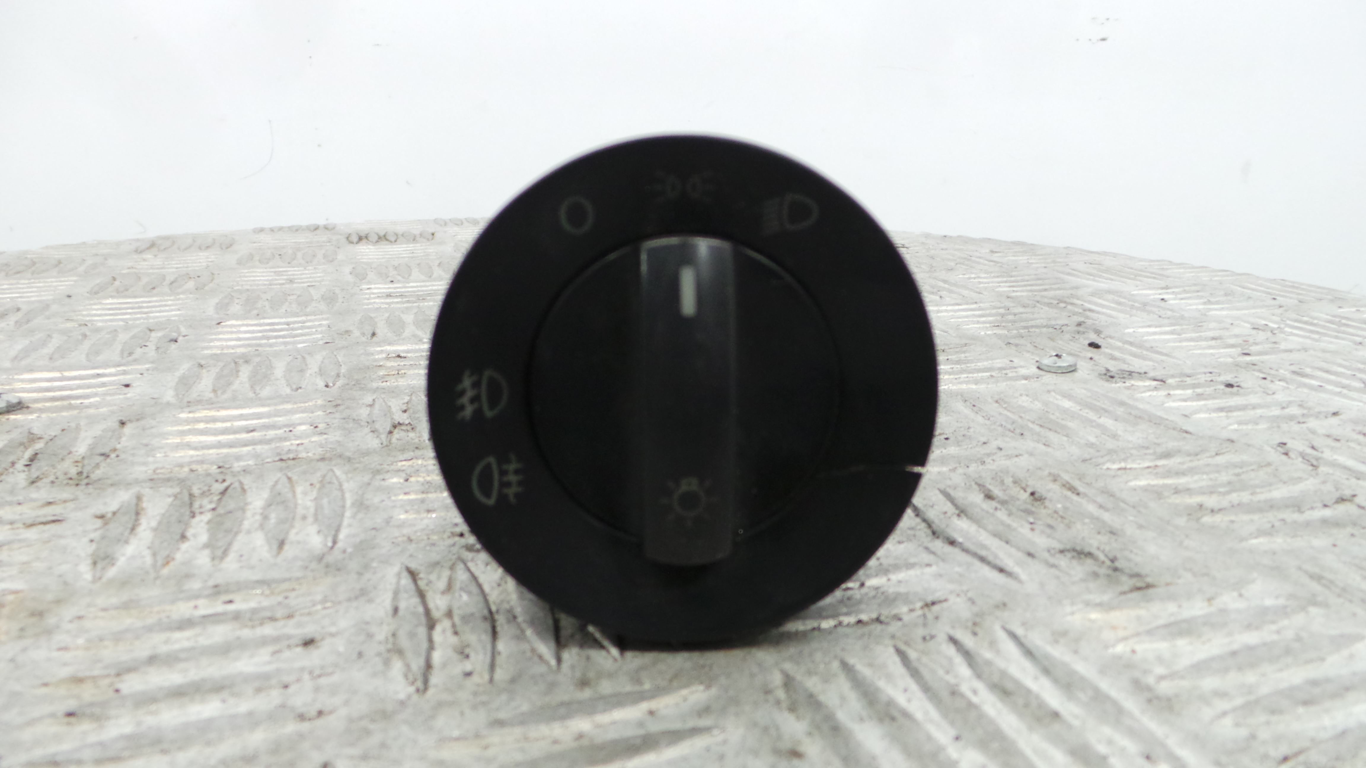 Comando das luzes 6Q0941531C - VW POLO (9N_, 9A_)-36403722 Comando das luzes 6Q0941531C - VW POLO (9N_, 9A_)-36403722