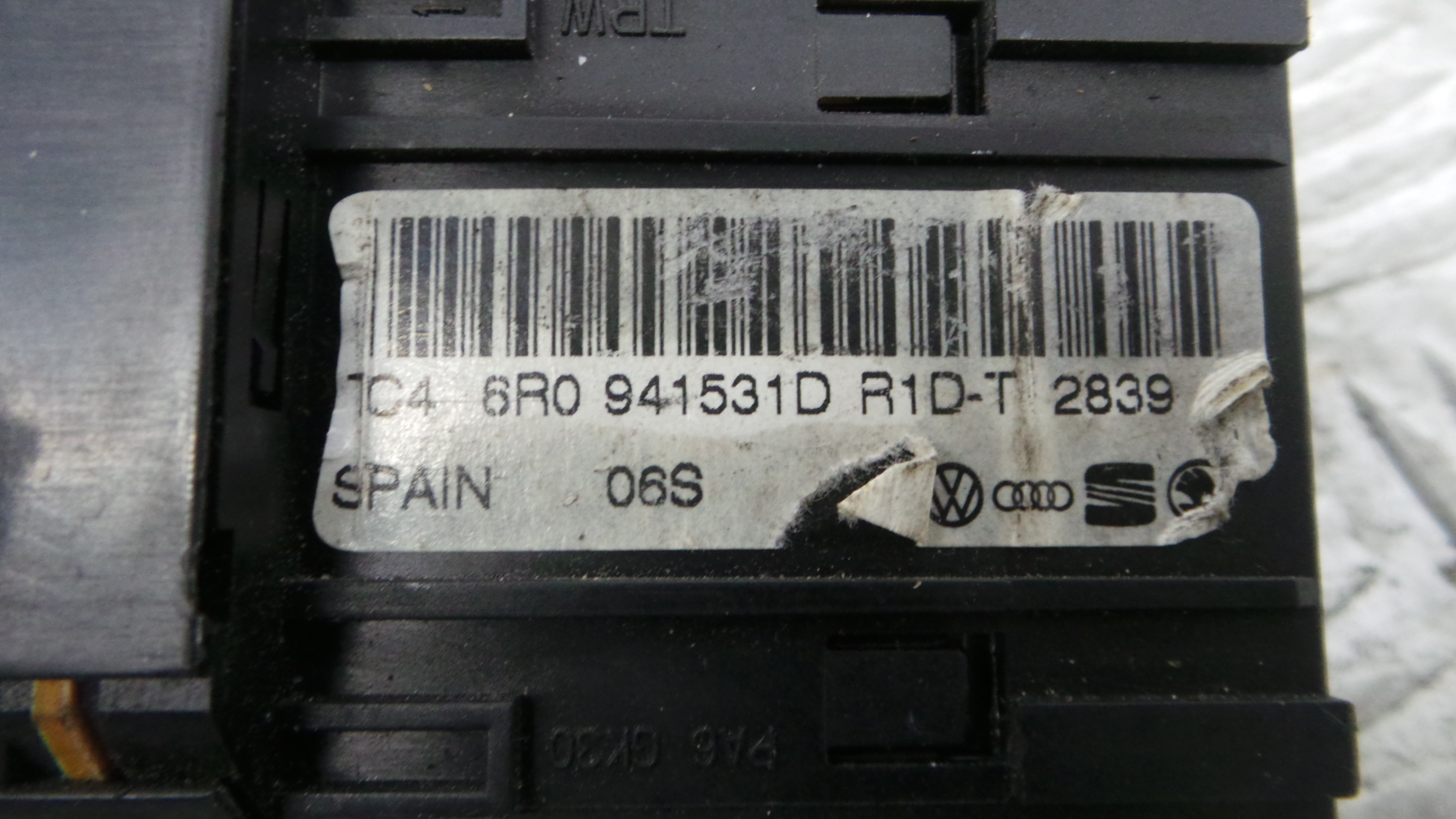 Comando das luzes  6R0941531D - VW POLO V (6R1, 6C1)-36403744
