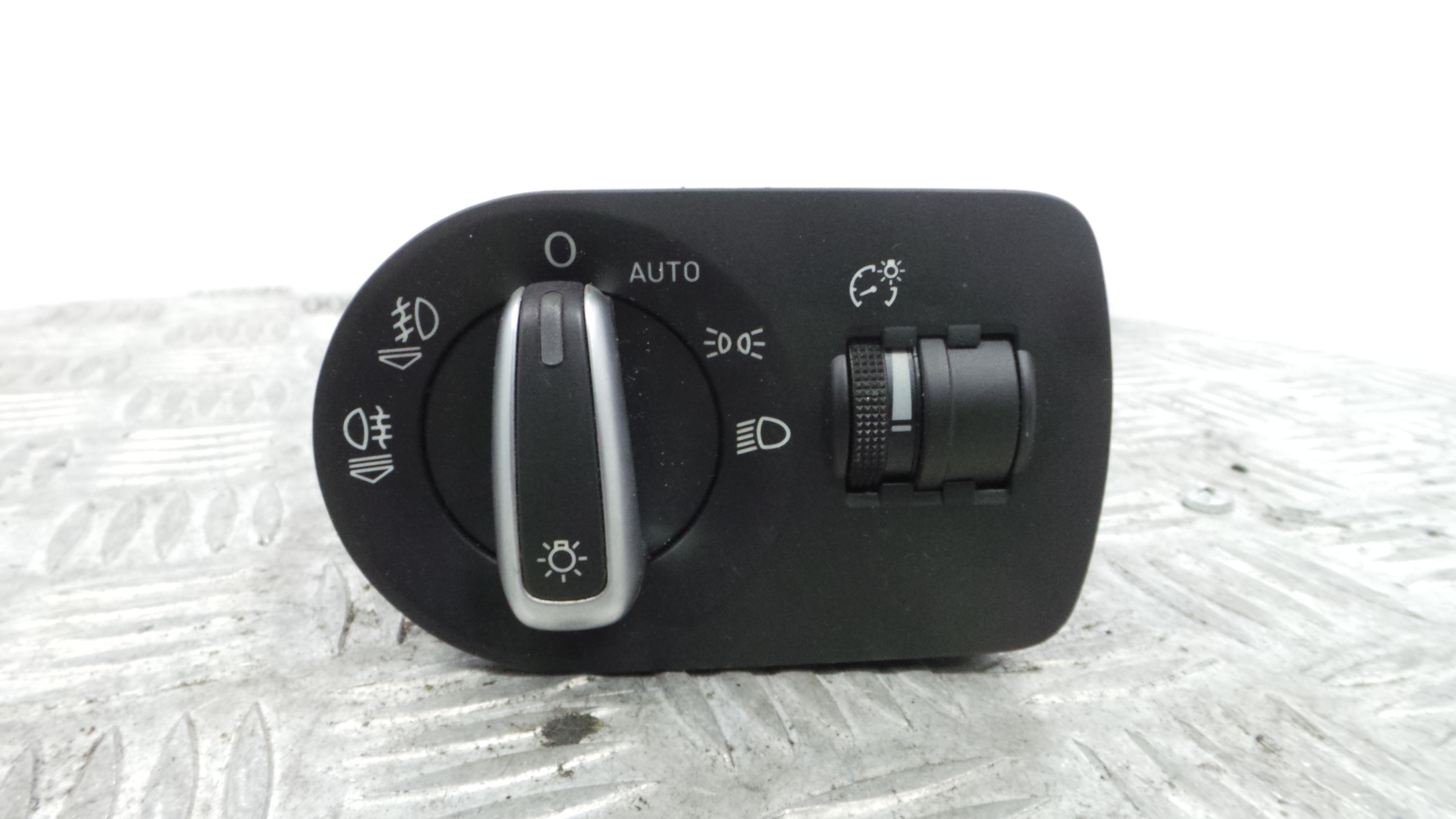 Comando das luzes  8X1941531AD - AUDI A1 (8X1, 8XK)-36403786