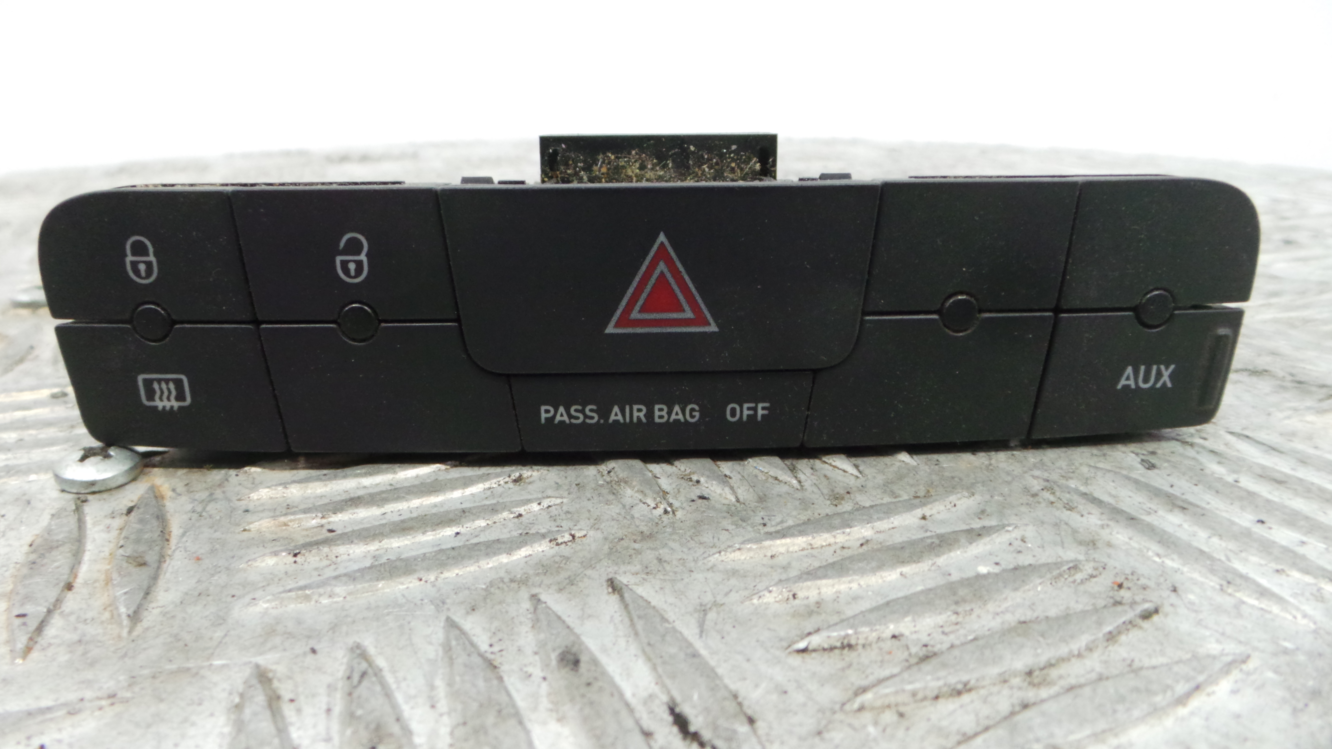 warning 4 piscas 6J0927137B - SEAT IBIZA IV (6J5, 6P1), IBIZA Mk IV (6J5, 6P1)-36403816