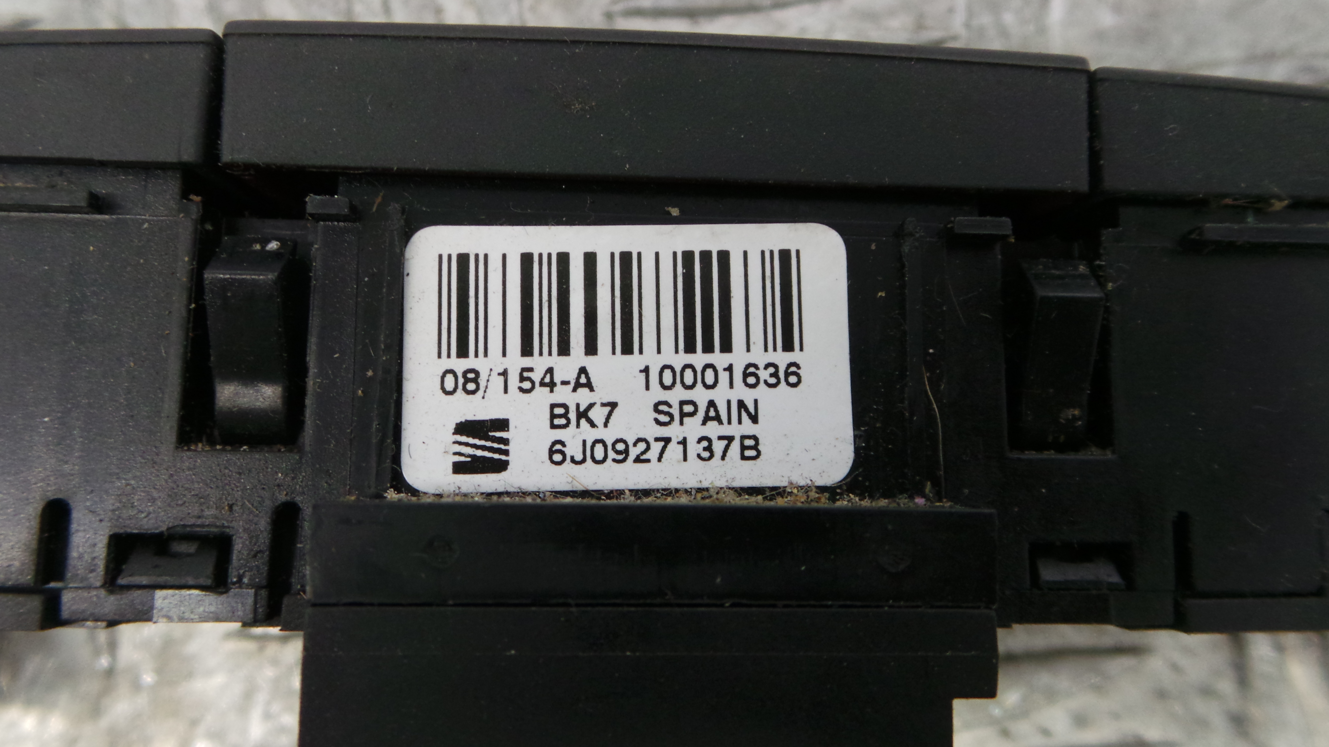 warning 4 piscas 6J0927137B - SEAT IBIZA IV (6J5, 6P1), IBIZA Mk IV (6J5, 6P1)-36403816