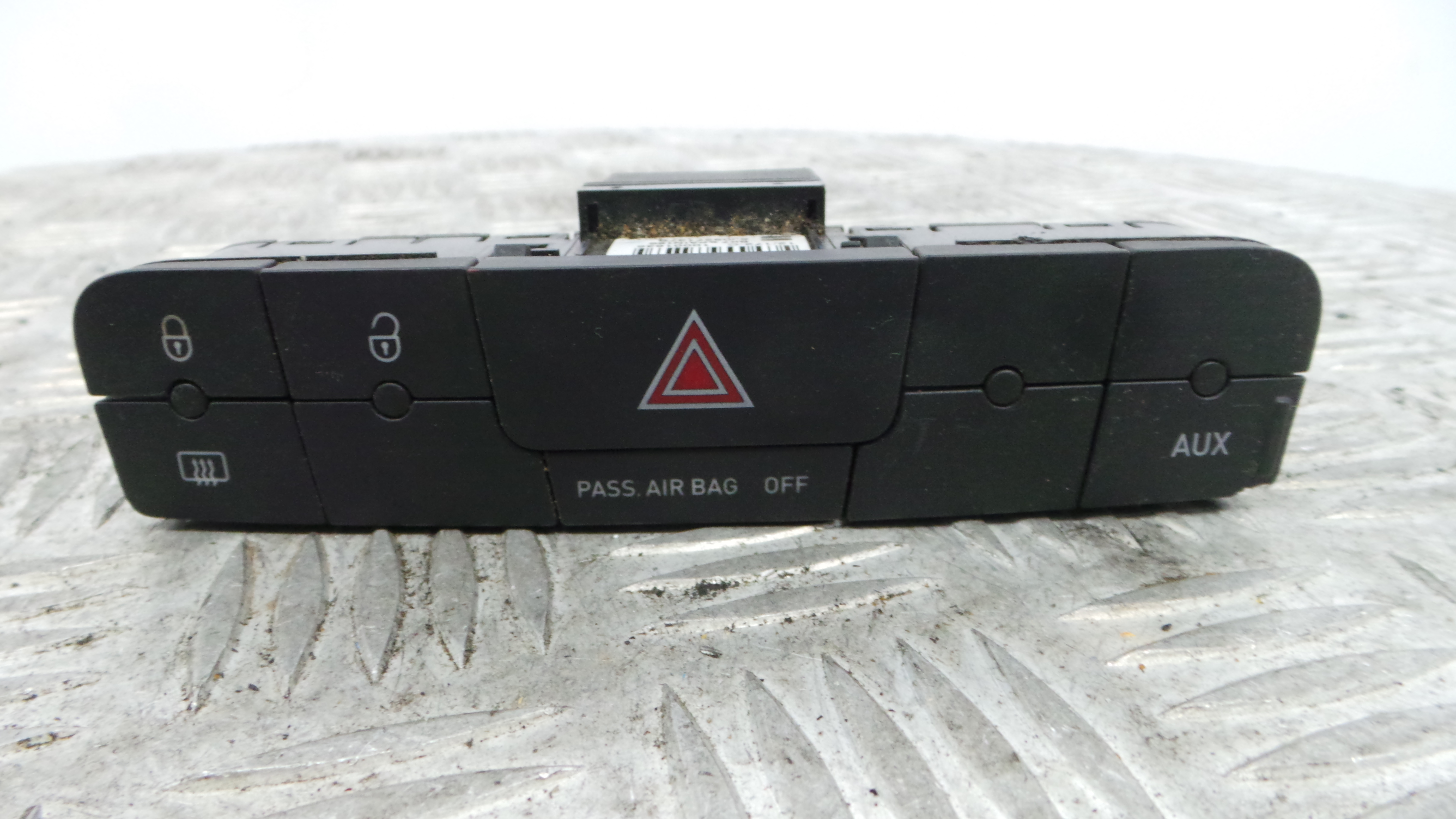 Botão Warning 6J0927137B - SEAT IBIZA IV (6J5, 6P1), IBIZA Mk IV (6J5, 6P1)-36403825