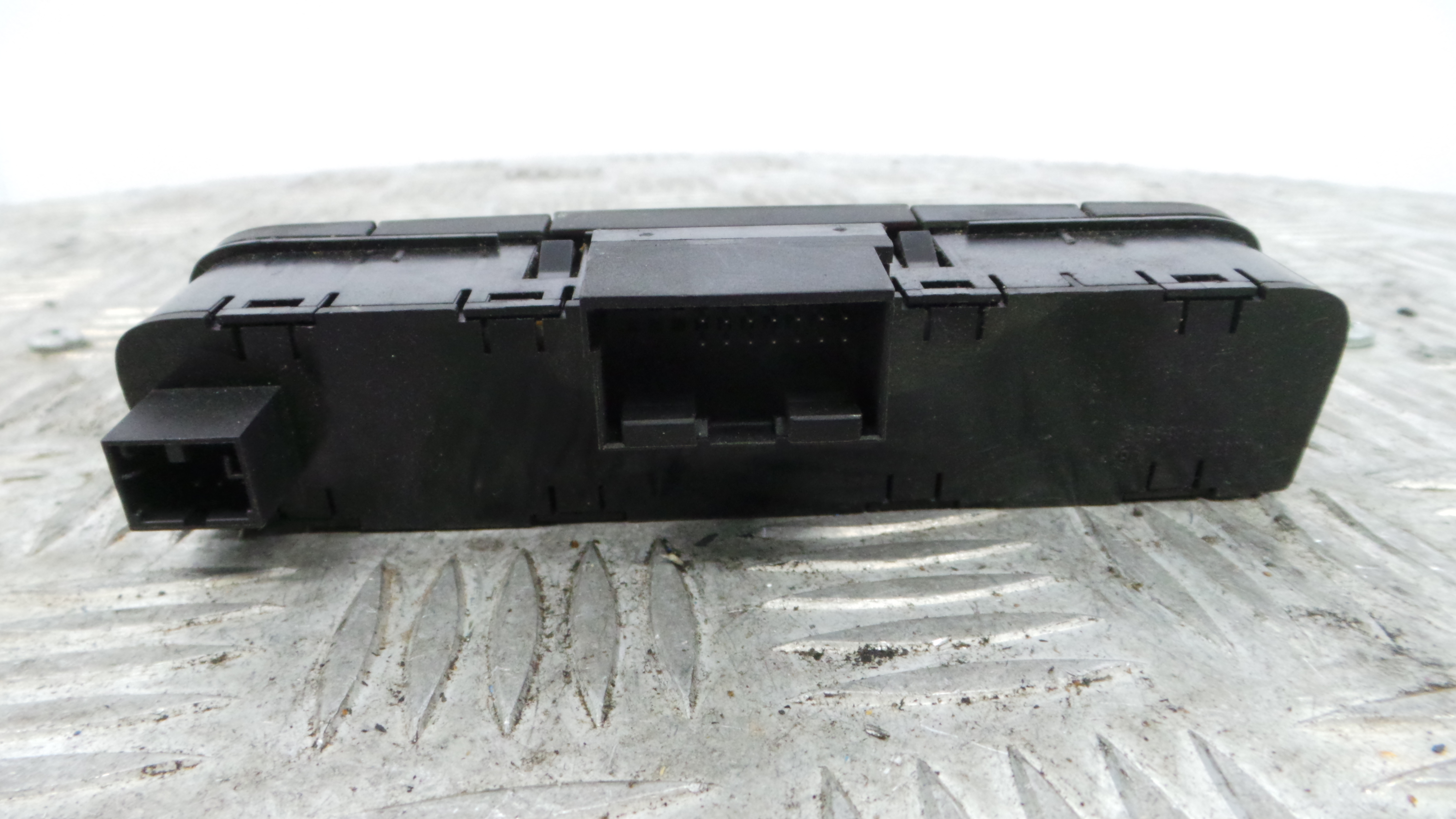 warning 4 piscas 6J0927137 - SEAT IBIZA IV (6J5, 6P1), IBIZA Mk IV (6J5, 6P1)-36403834