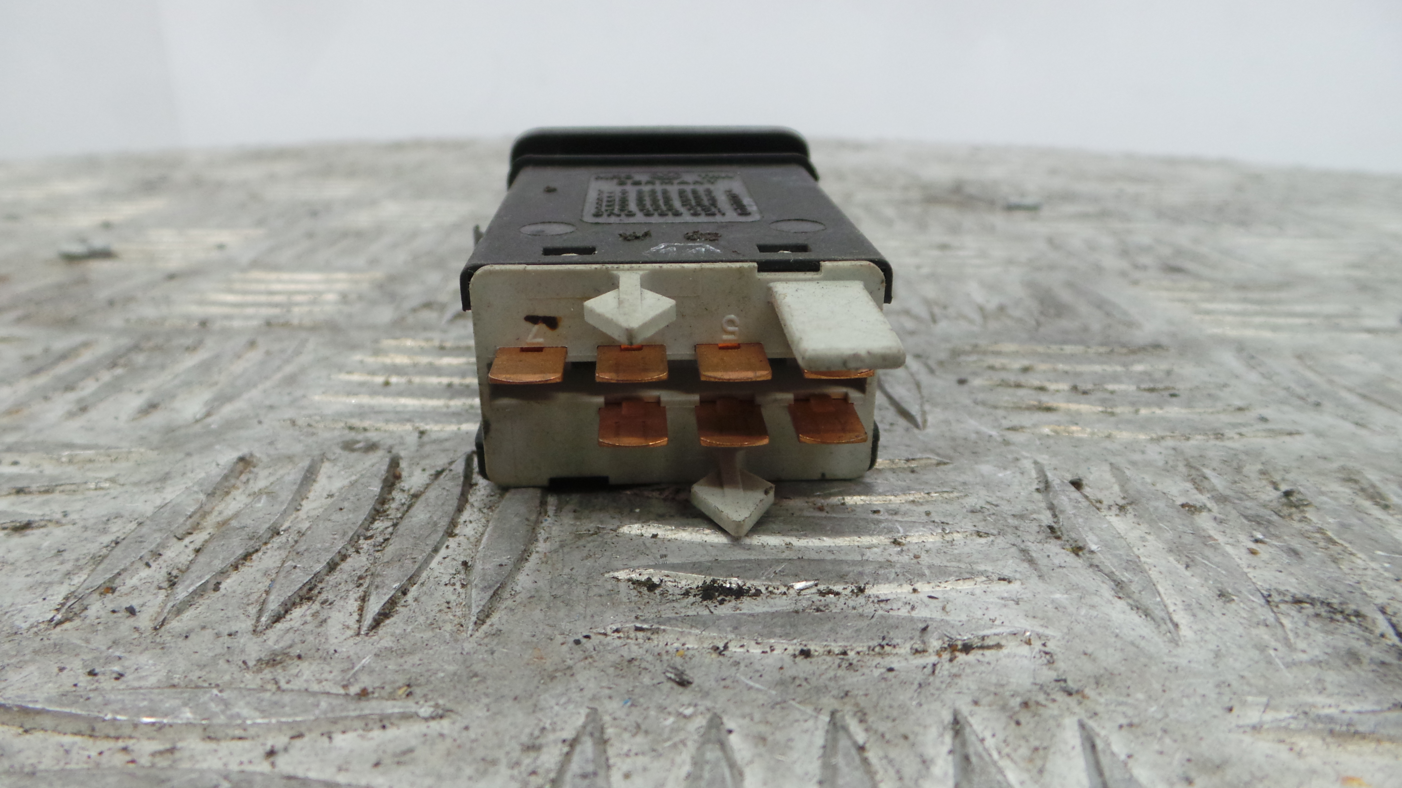 warning 4 piscas 1J0953235J - VW BORA I (1J2)-36403856