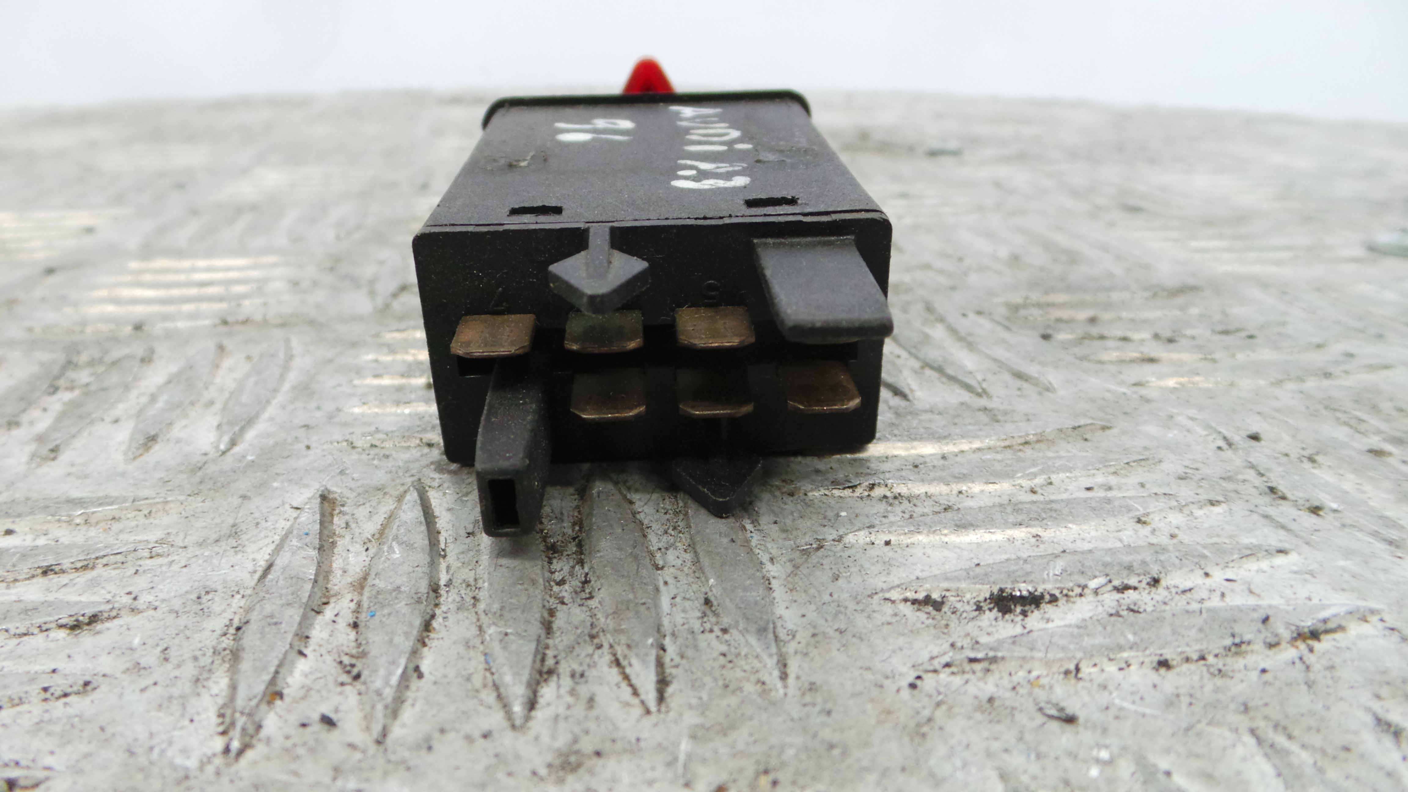 warning 4 piscas 8L0941509B - AUDI A3 (8L1)-36403868