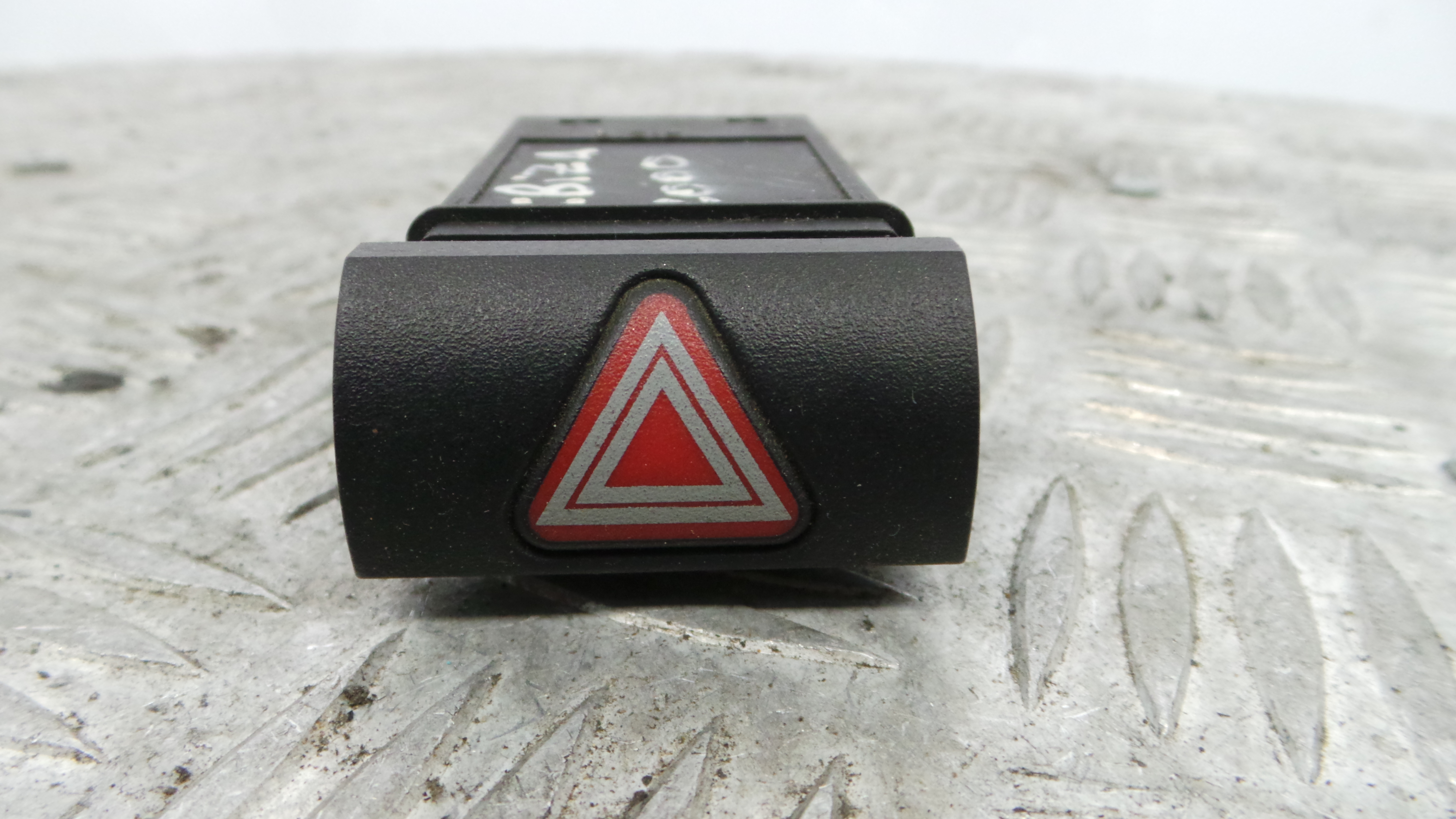 warning 4 piscas 6K0953235 - SEAT IBIZA II (6K1), IBIZA Mk II (6K1)-36403886