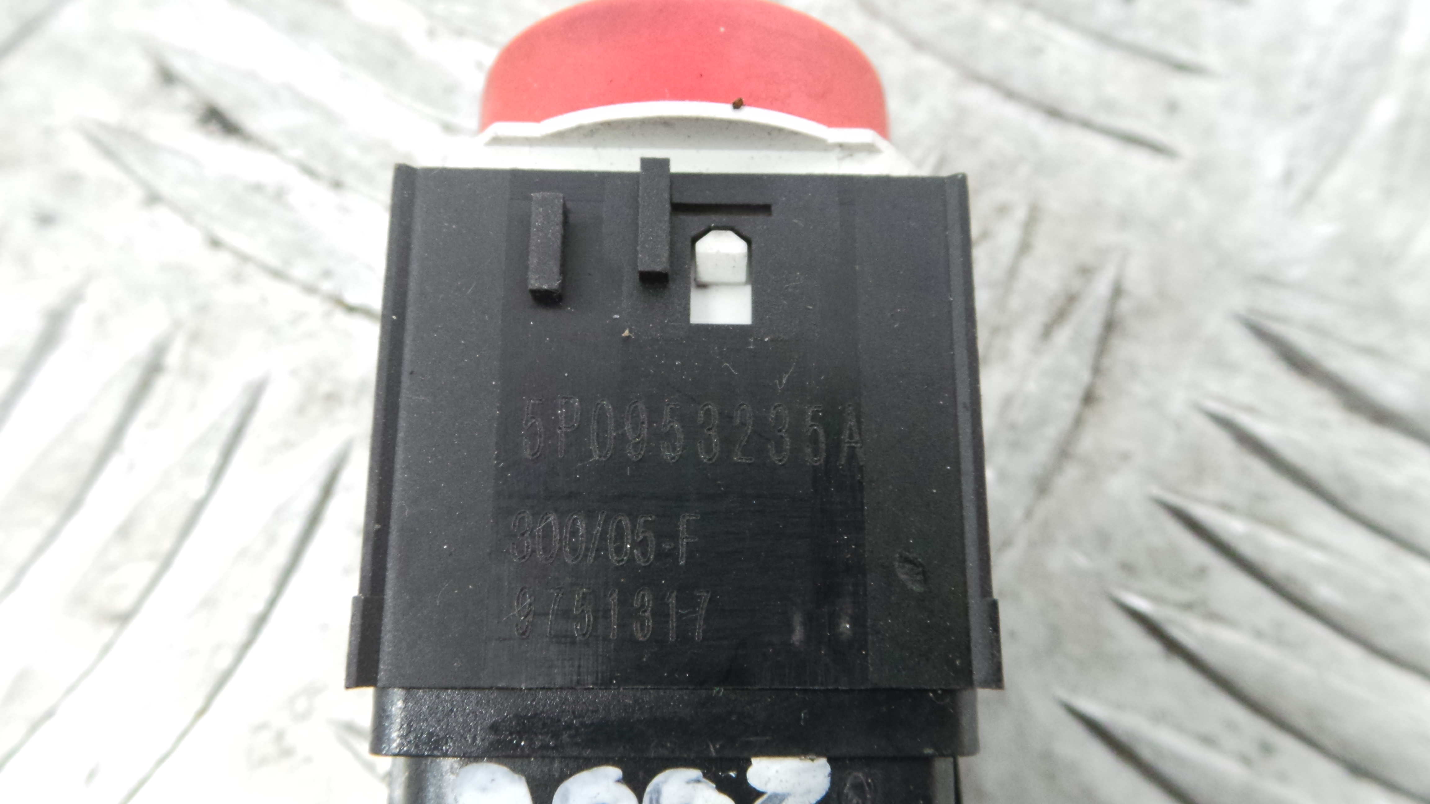 warning 4 piscas 5P0953235A - SEAT LEON (1P1)-36403892