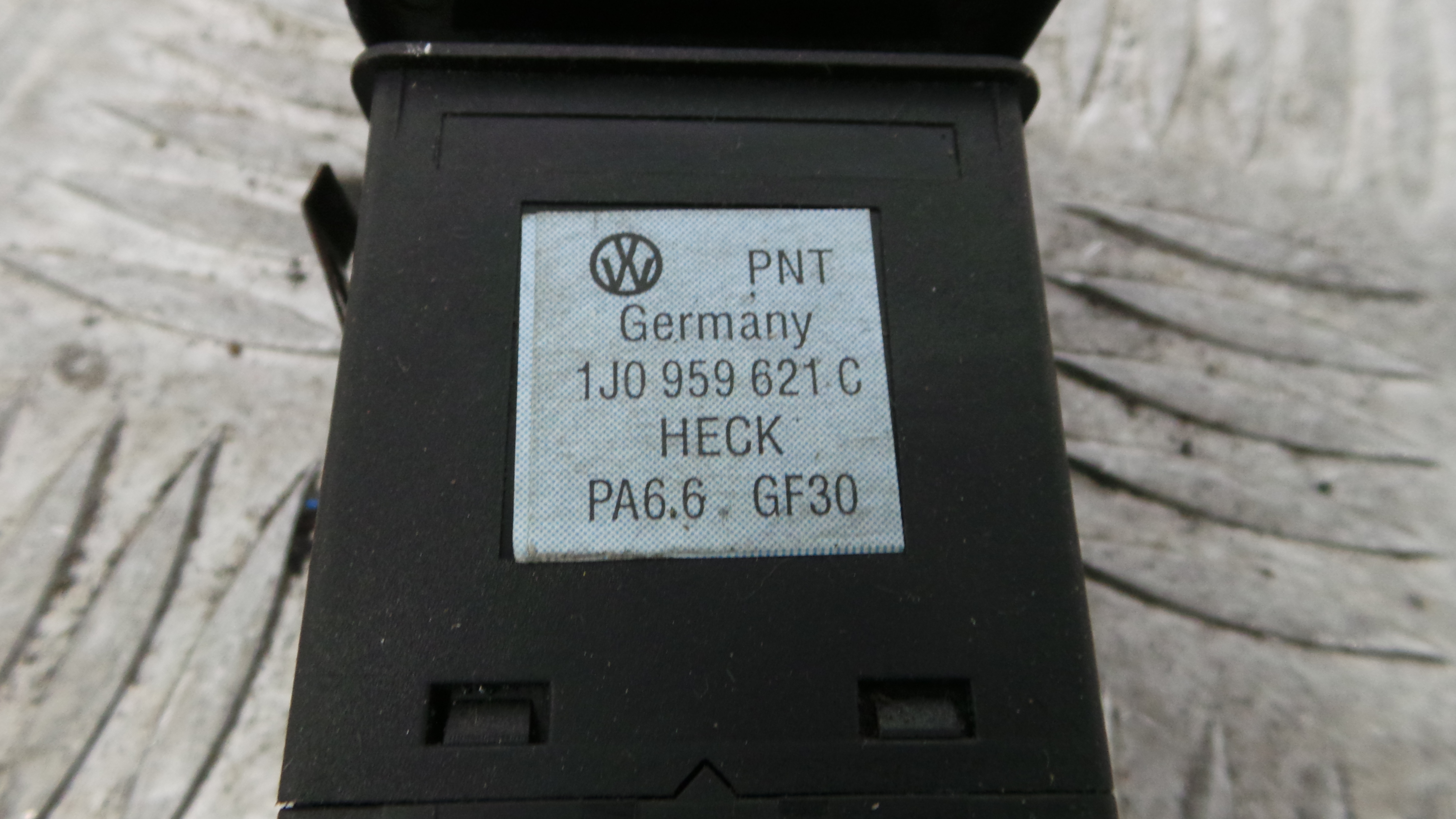 Comutador Interruptor Desembaciador Vidro 1J0959621C - VW GOLF IV (1J1), GOLF Mk IV (1J1)-36403915