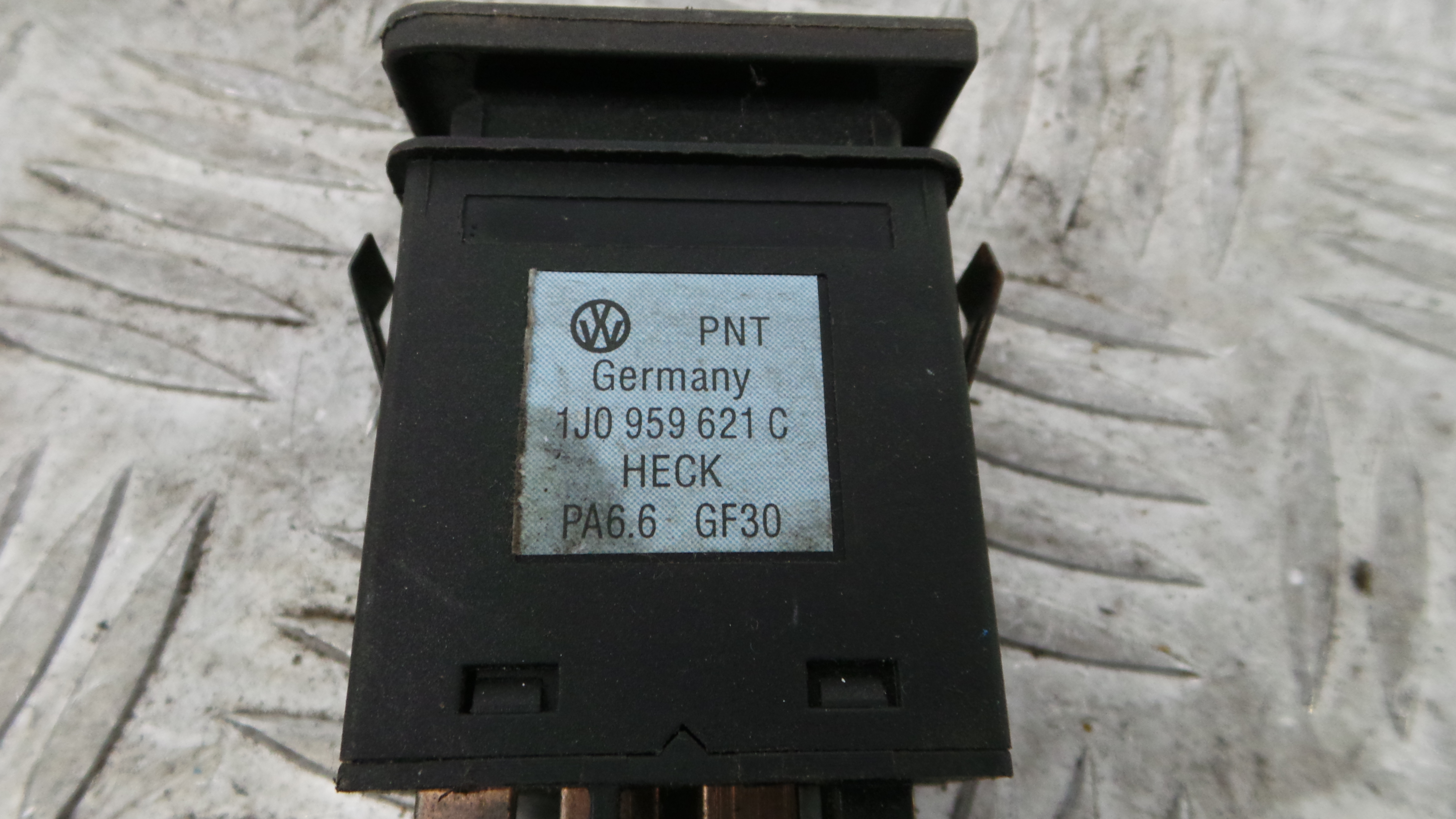 Comutador Interruptor Desembaciador Vidro 1J0959621C - VW GOLF IV (1J1), GOLF Mk IV (1J1)-36403918