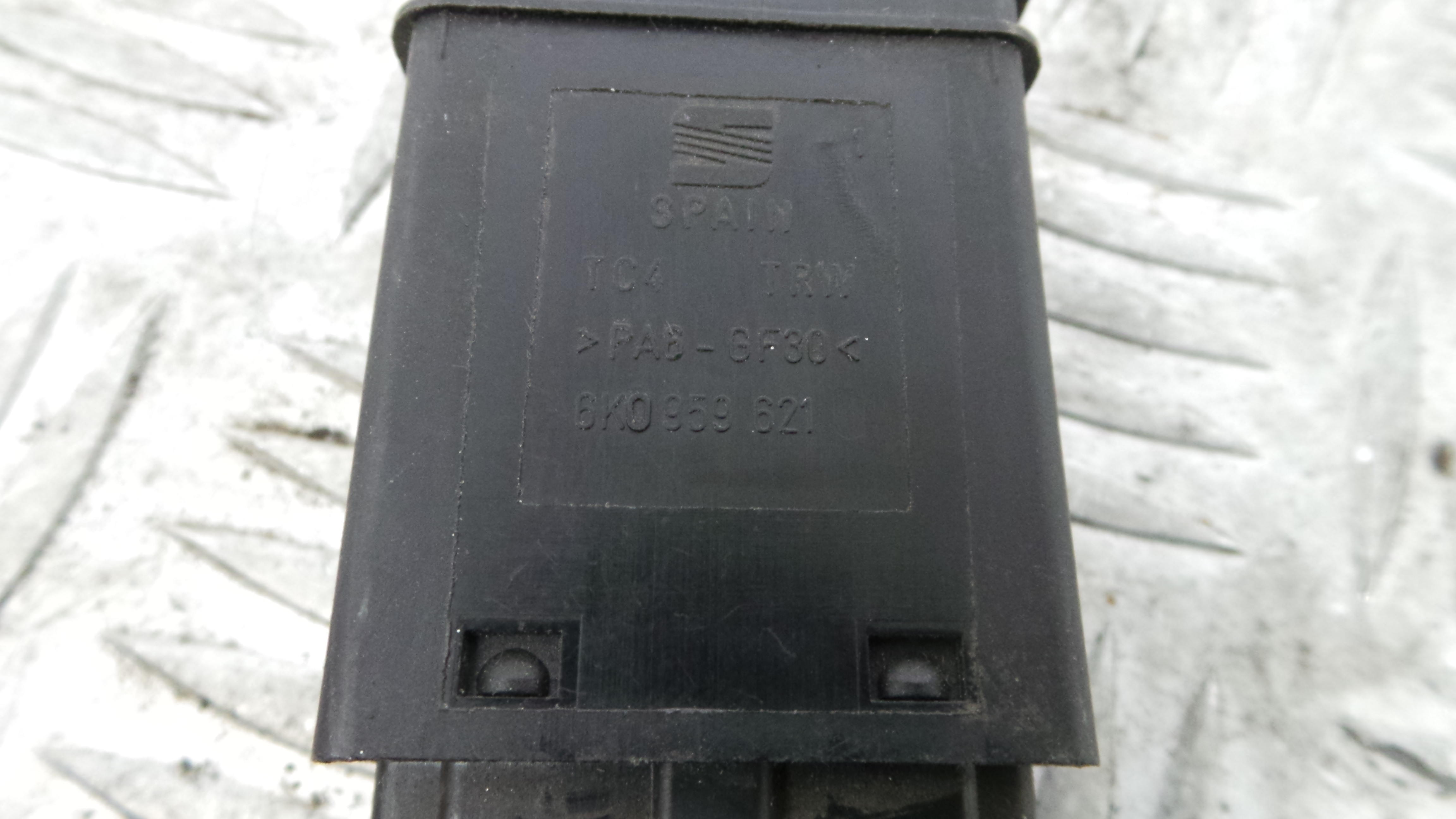 Comutador Interruptor Desembaciador Vidro 6K0959621 - SEAT IBIZA II (6K1), IBIZA Mk II (6K1)-36403921