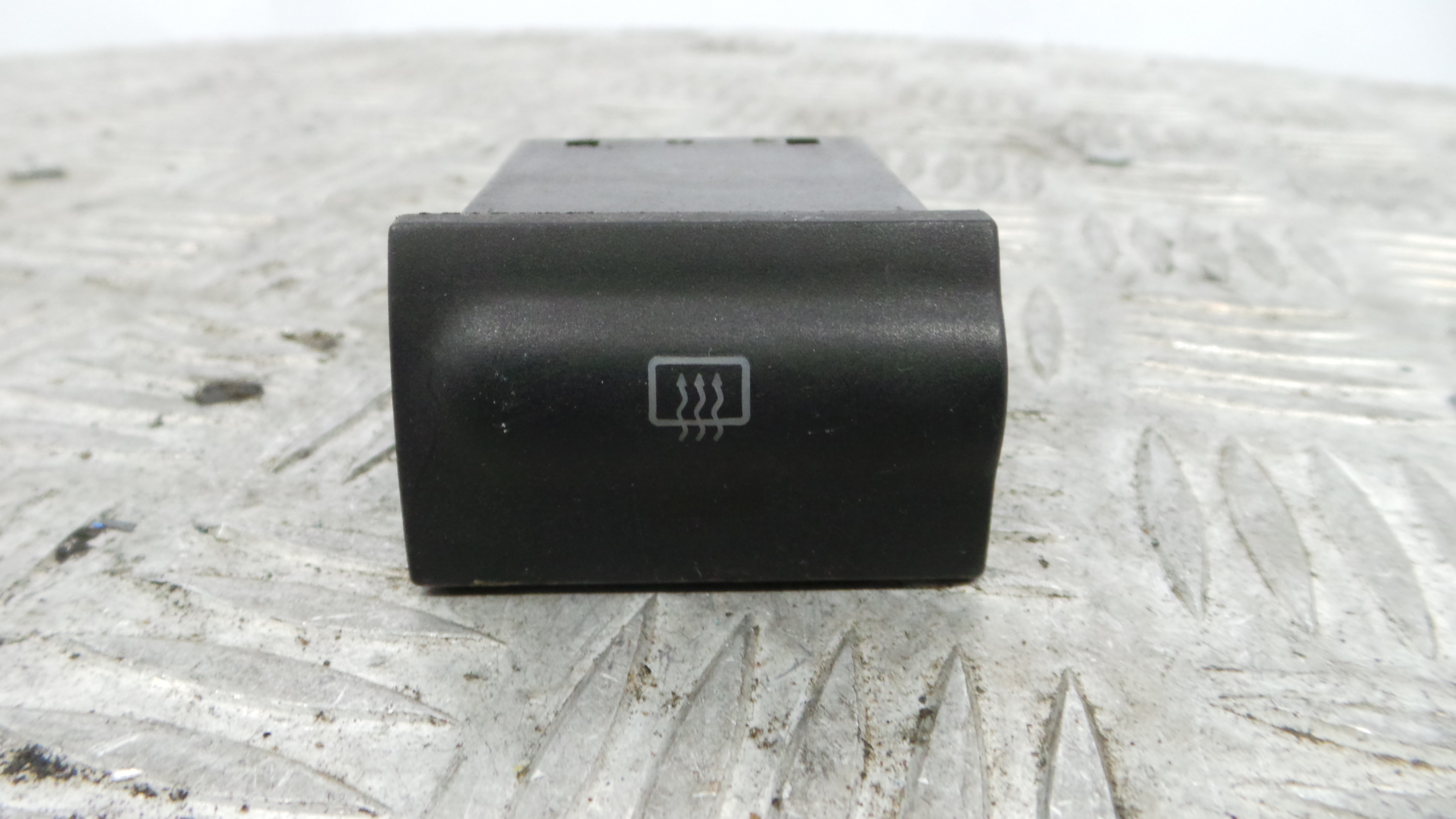 Comutador Interruptor Desembaciador Vidro  - SKODA OCTAVIA I (1U2)-36403925