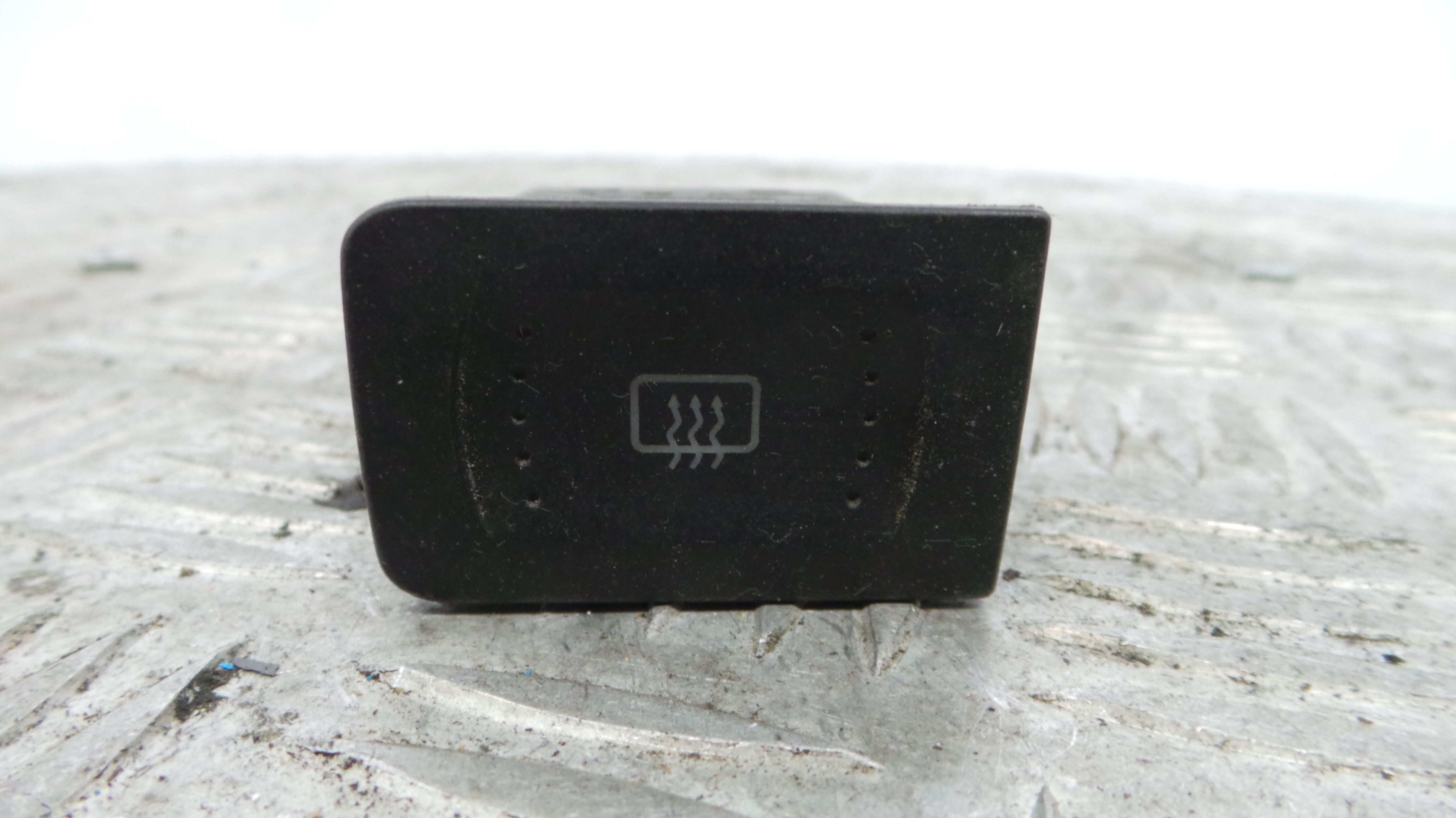 Comutador Interruptor Desembaciador Vidro 1J0953235A - VW GOLF IV (1J1), GOLF Mk IV (1J1)-36403944
