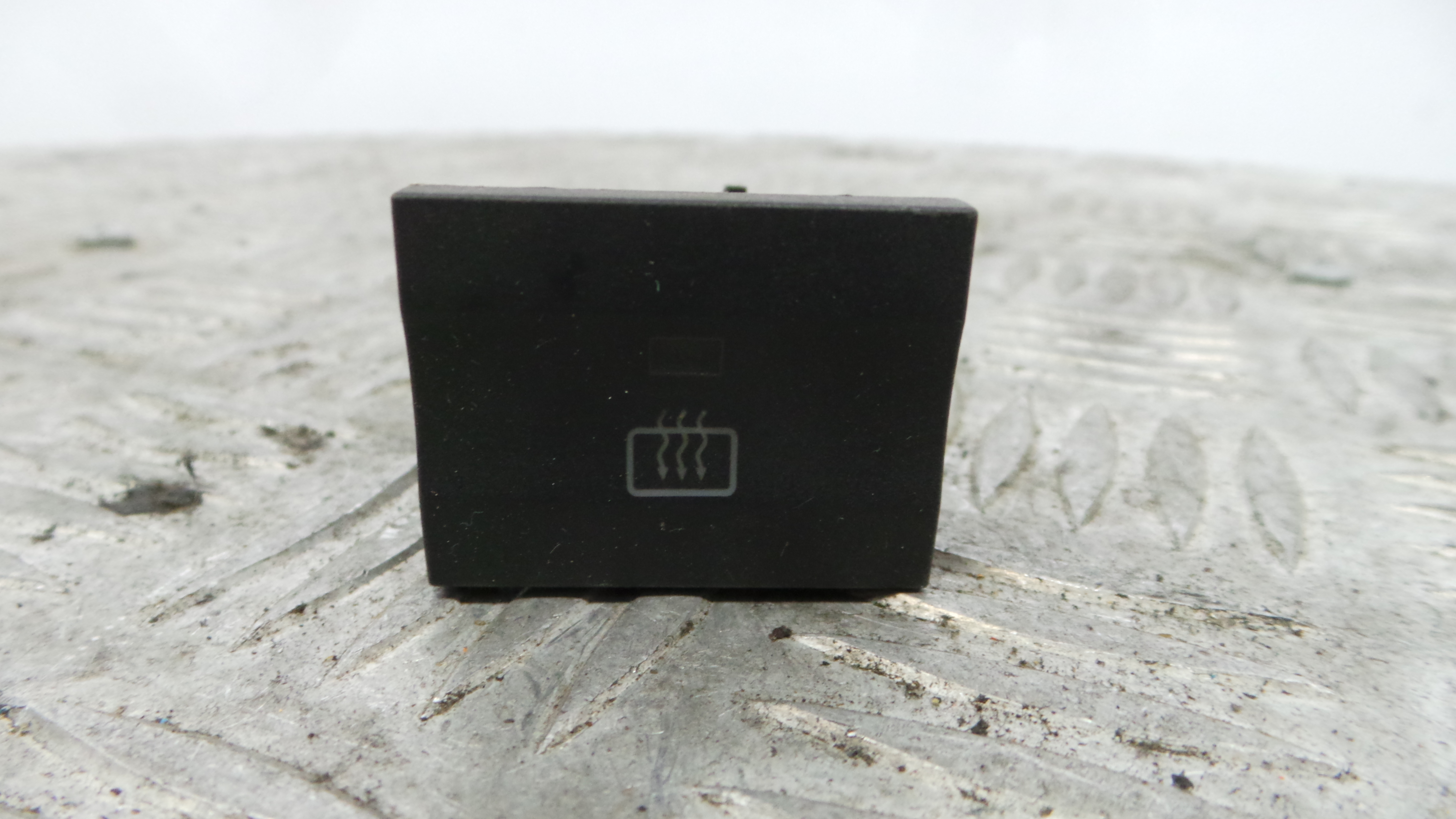 Comutador Interruptor Desembaciador Vidro 6Y0959621 - SKODA FABIA I (6Y2)-36403957