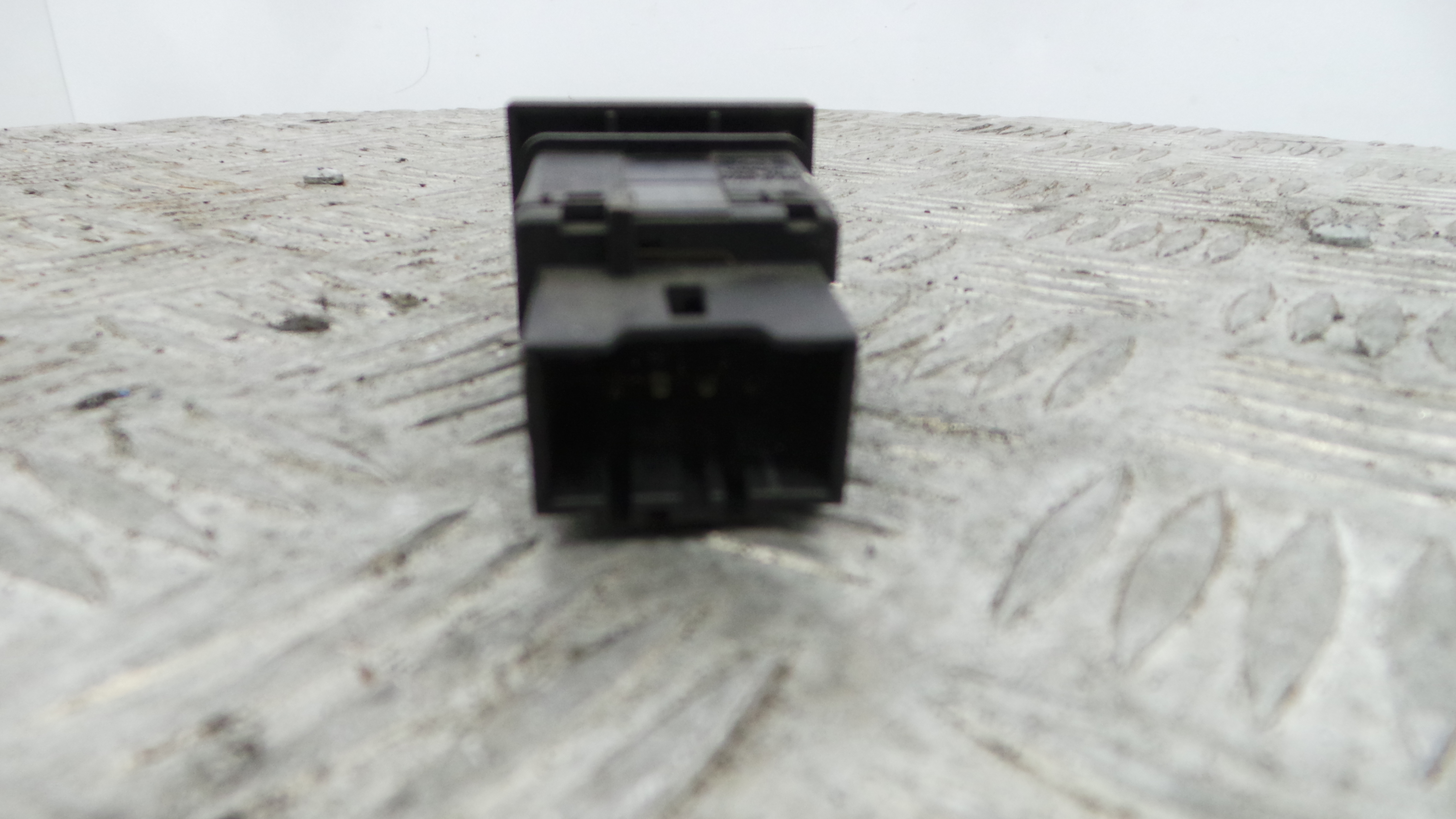 Comutador Interruptor Desembaciador Vidro 6Y0959621 - SKODA FABIA I (6Y2)-36403957