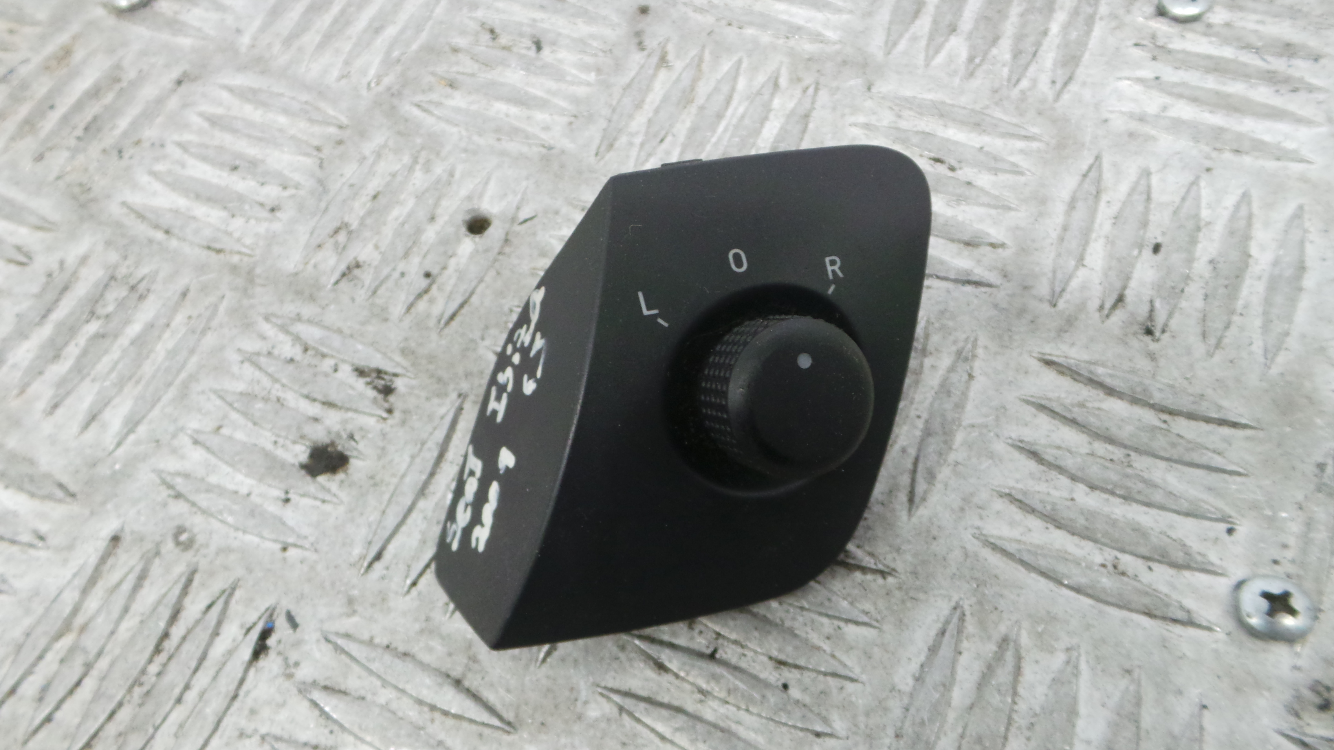 Comando Retrovisores 6J1959565A - SEAT IBIZA IV (6J5, 6P1), IBIZA Mk IV (6J5, 6P1)-36405351