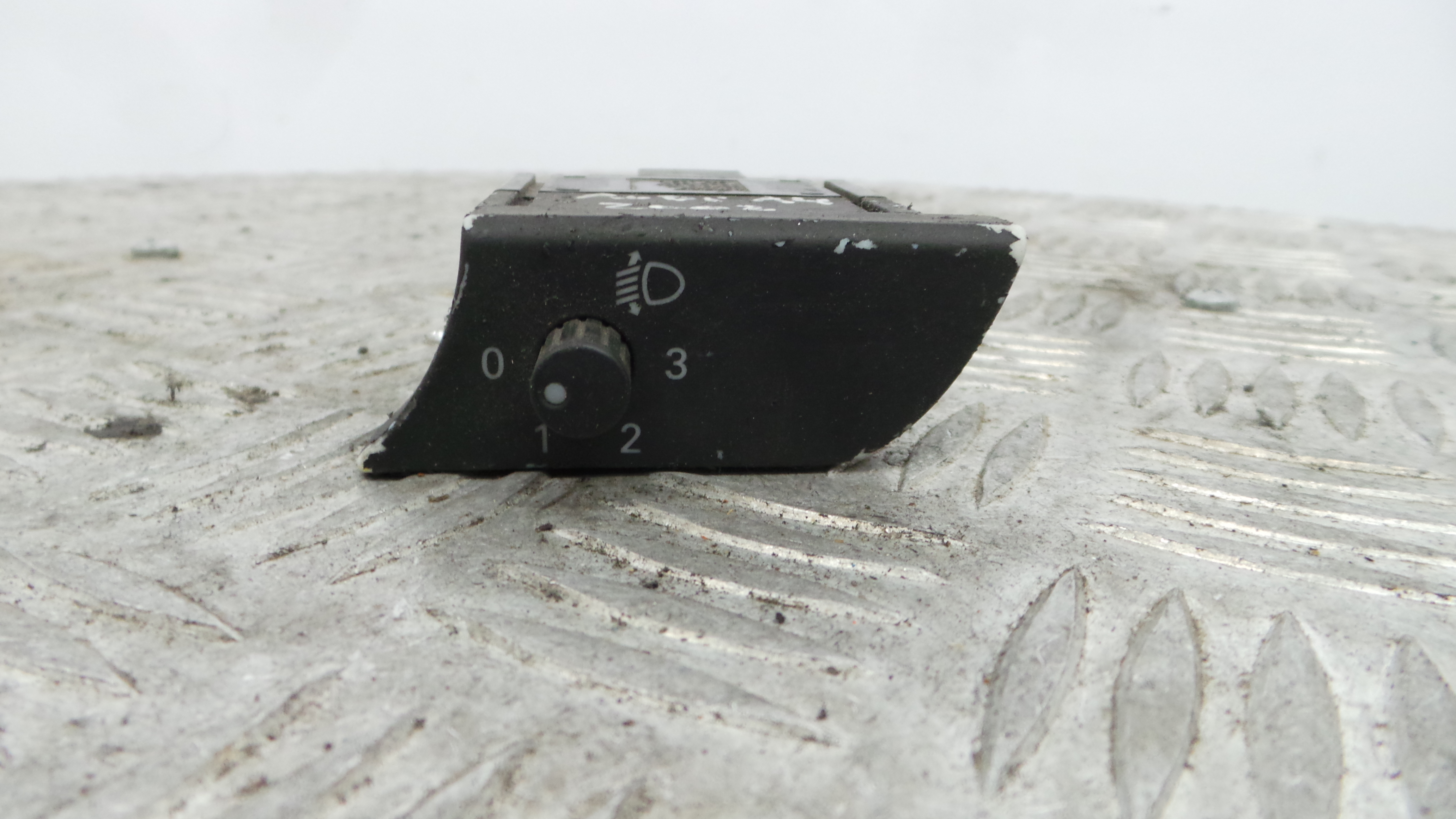 Comando de Regulação dos Faróis  8E1919094 - AUDI A4 B6 (8E2)-36405354