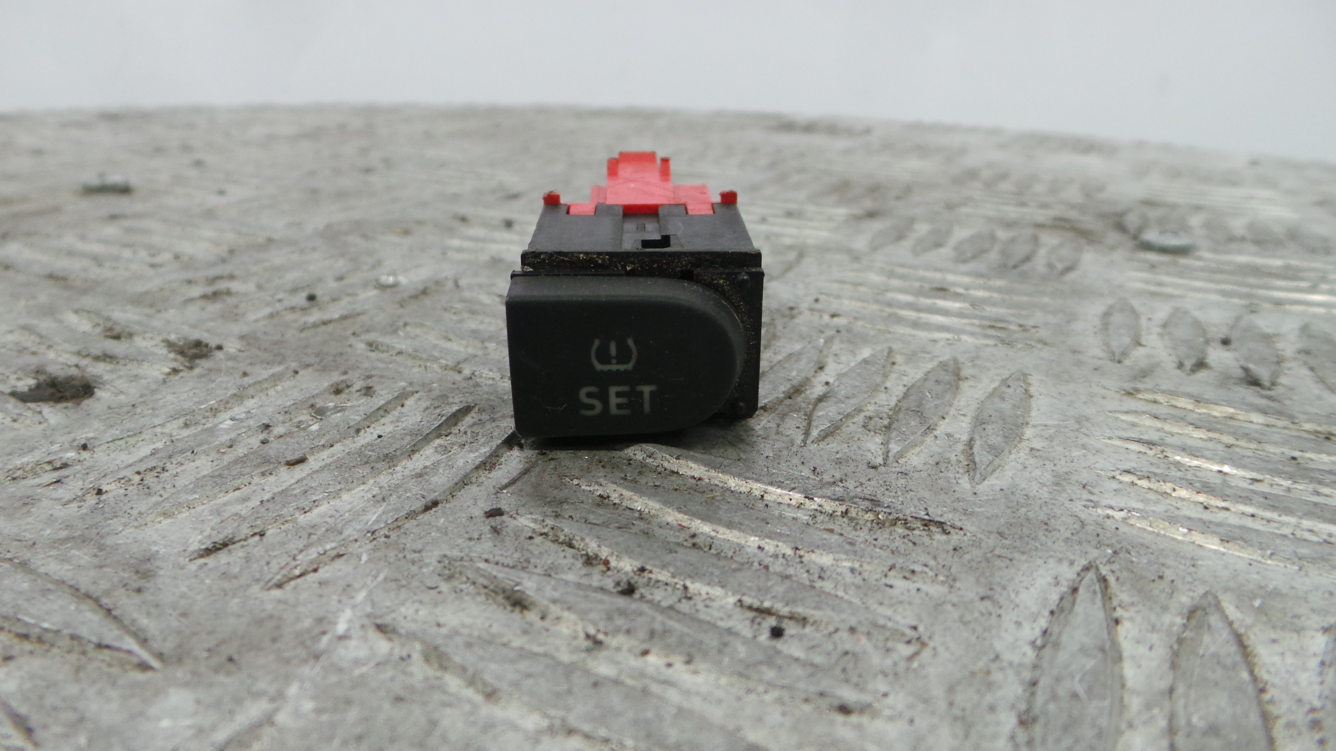 Interruptor Pneus 5P0927121 - SEAT LEON (1P1)-36405439
