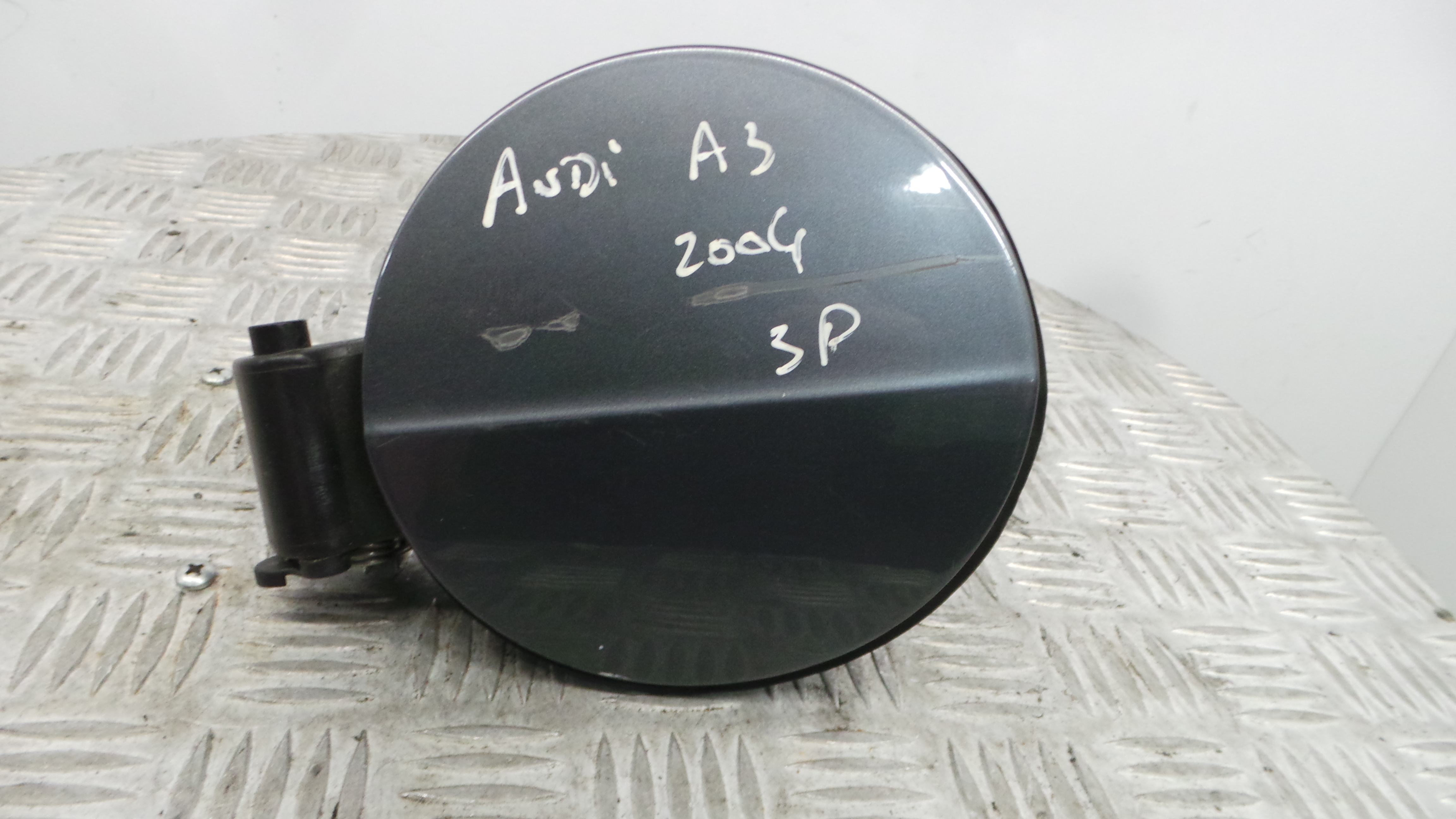 Tampão de Combustivel  8P0809907C - AUDI A3 (8P1)-36405915