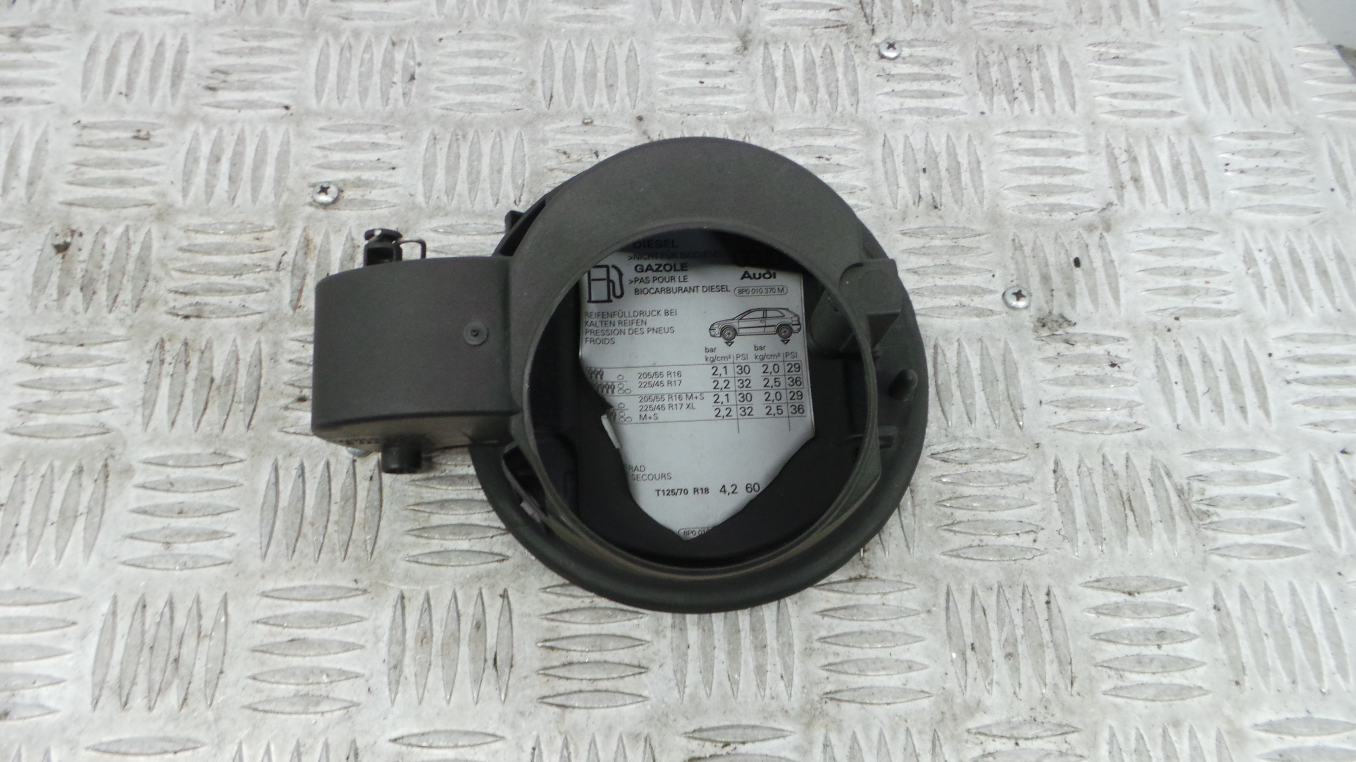 Tampão de Combustivel  8P0809907C - AUDI A3 (8P1)-36405915