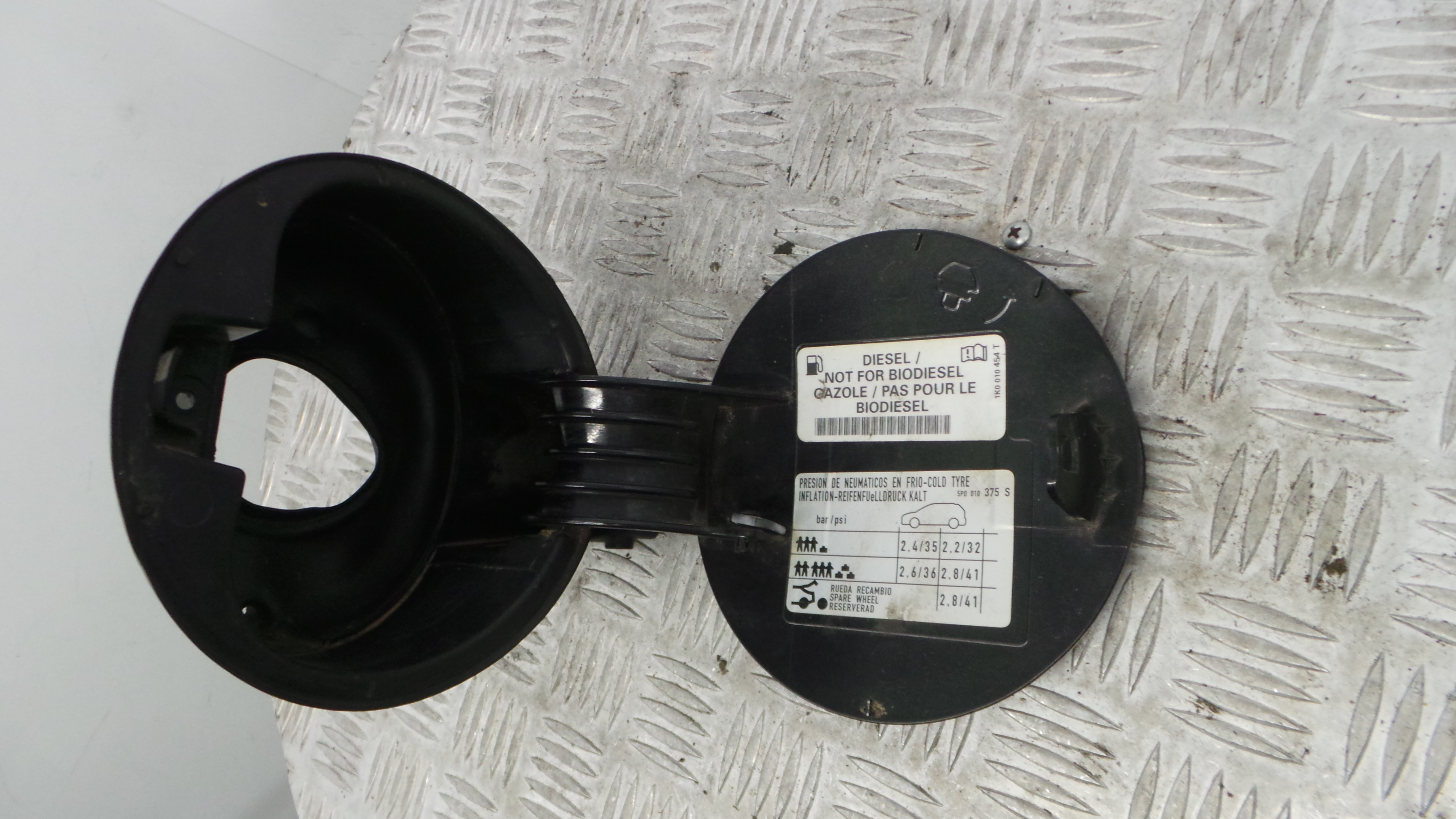 Tampão de Combustivel  1P0809905 - SEAT LEON (1P1)-36405972