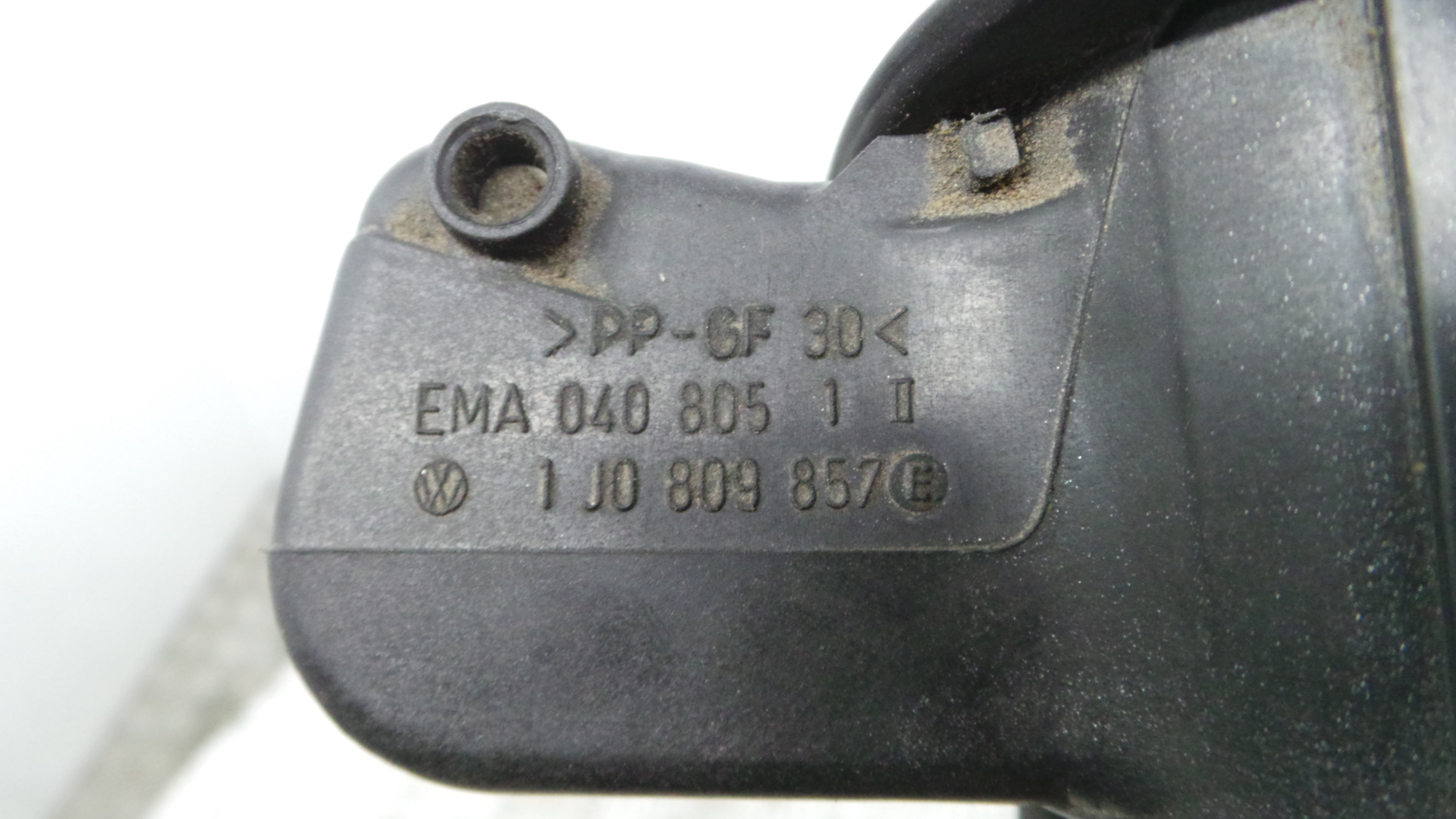 Tampão de Combustivel  1J0809857E - VW BORA I (1J2)-36405992