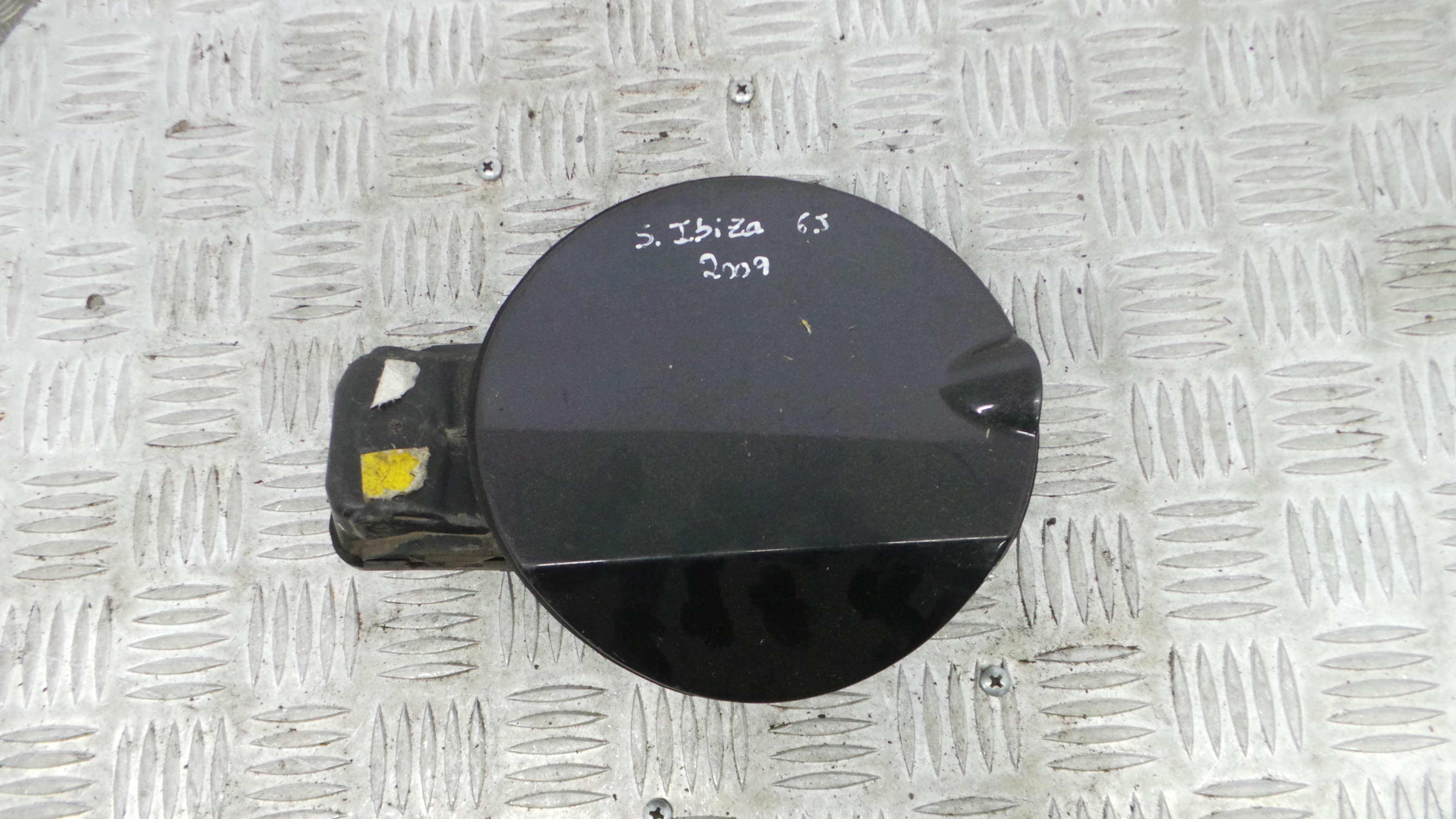 Tampão de Combustivel  6J4809905F - SEAT IBIZA IV (6J5, 6P1), IBIZA Mk IV (6J5, 6P1)-36406448