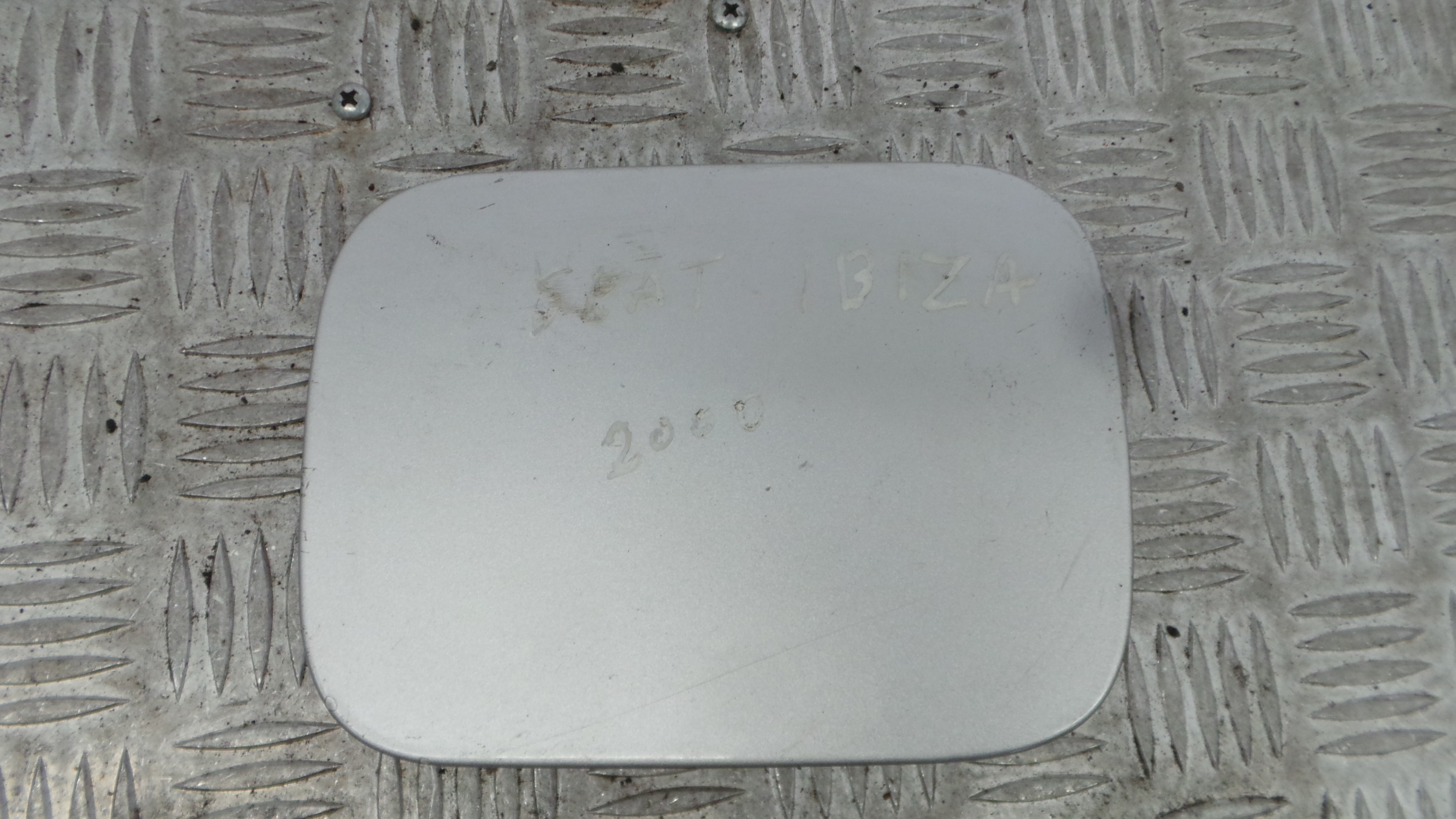 Tampão de Combustivel  6K6809905A - SEAT IBIZA II (6K1), IBIZA Mk II (6K1)-36406484