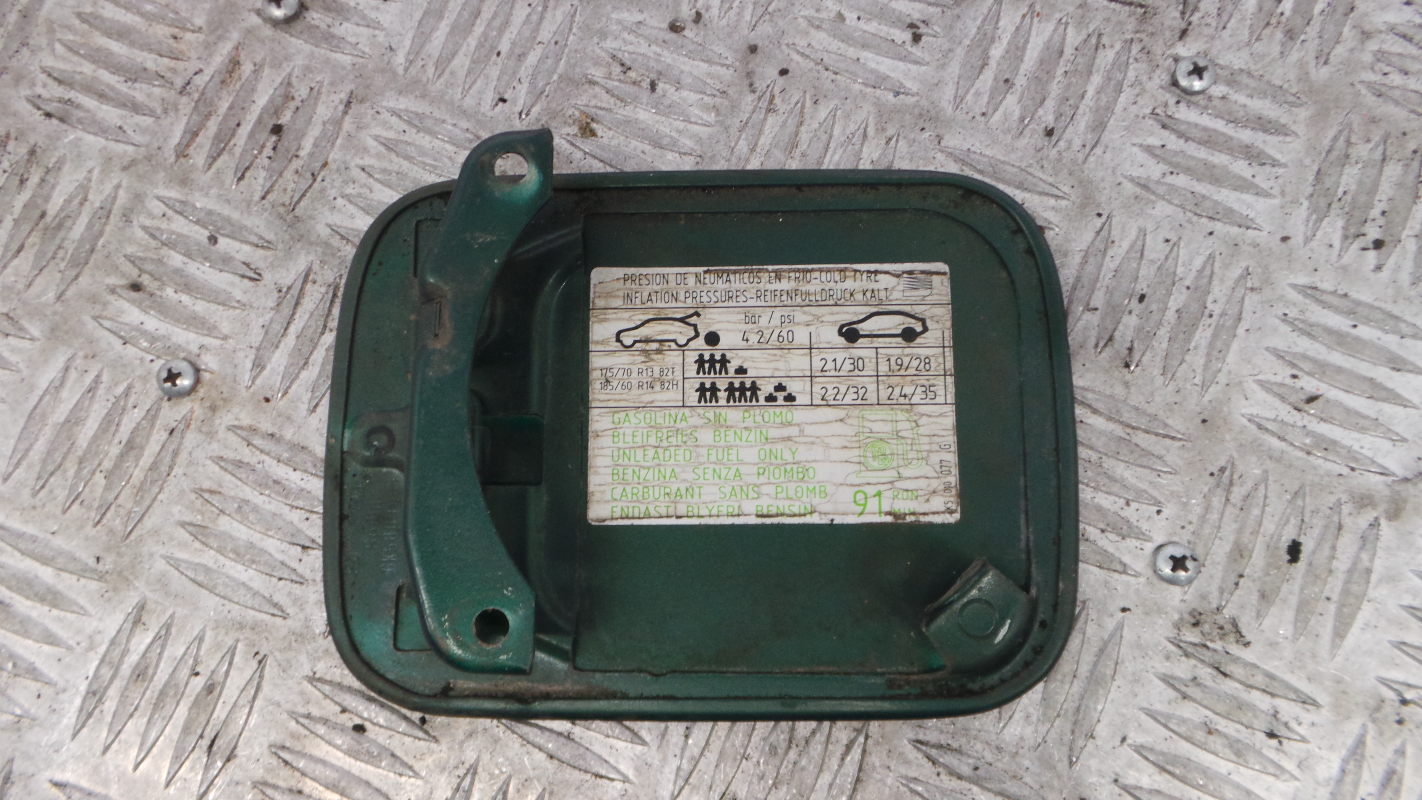 Tampão de Combustivel  6K5809905 - SEAT CORDOBA (6K1, 6K2)-36406509