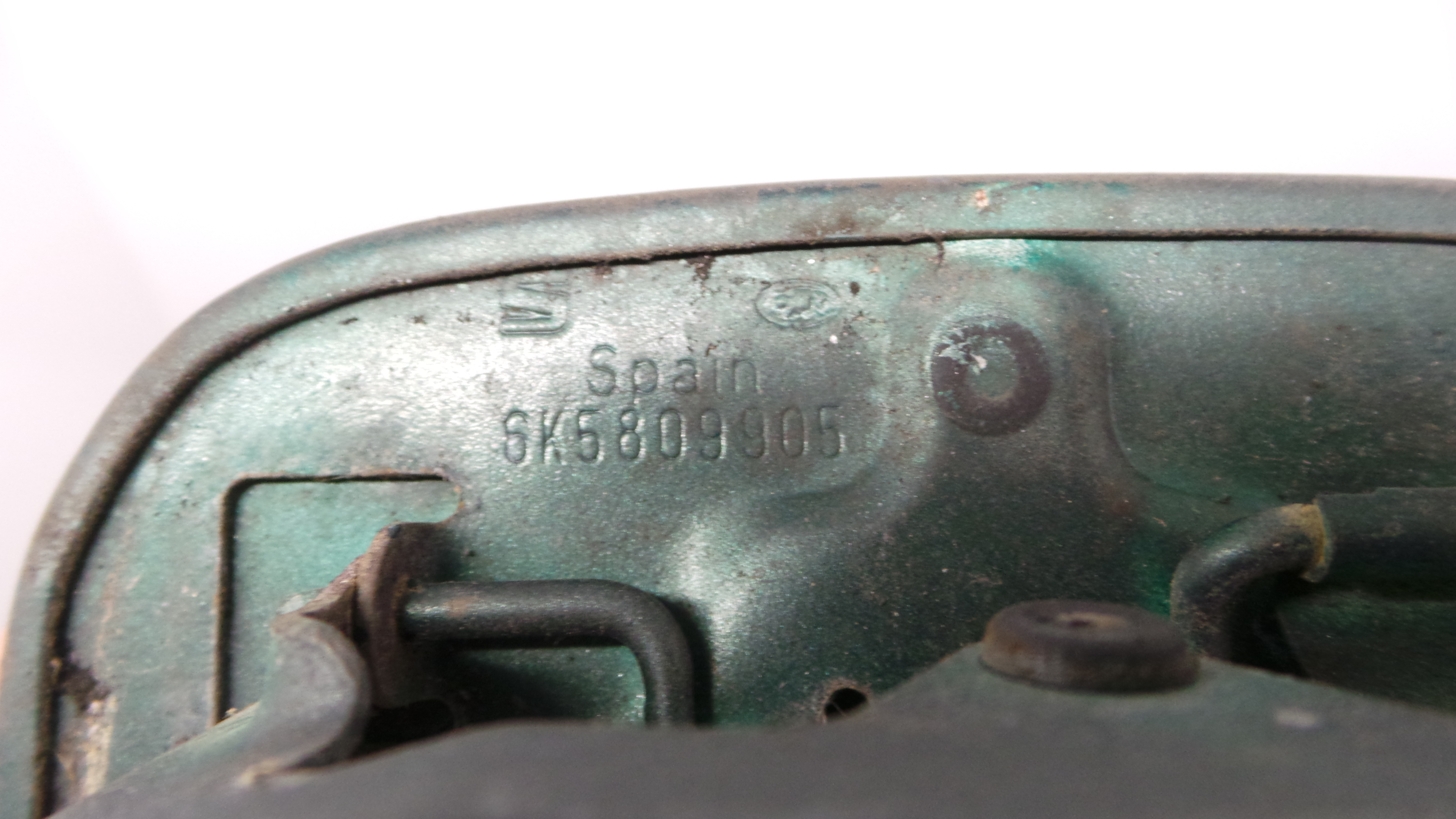 Tampão de Combustivel  6K5809905 - SEAT CORDOBA (6K1, 6K2)-36406509