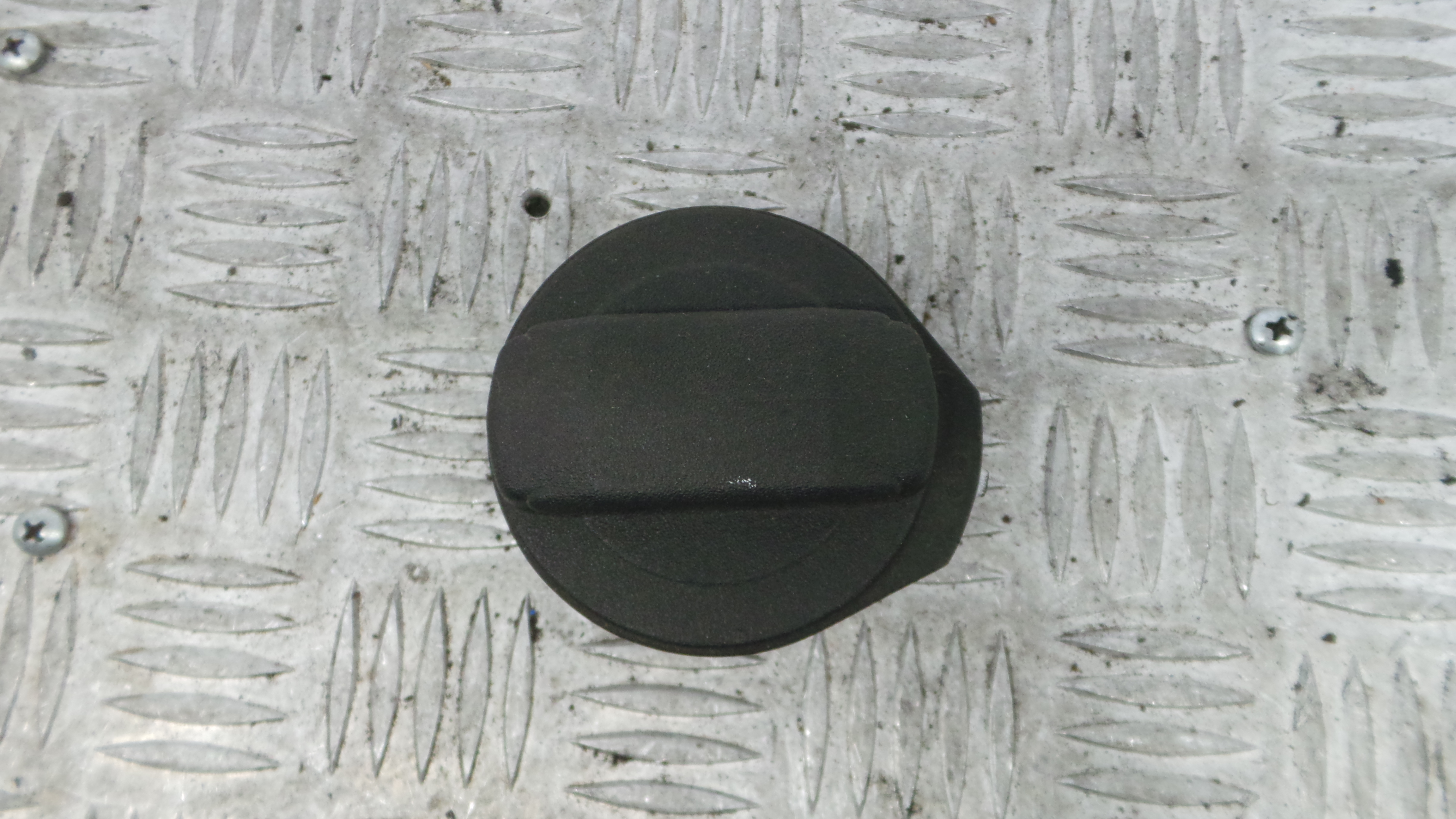 Tampão de Combustivel  1J0201553C - AUDI A3 (8L1)-36406718