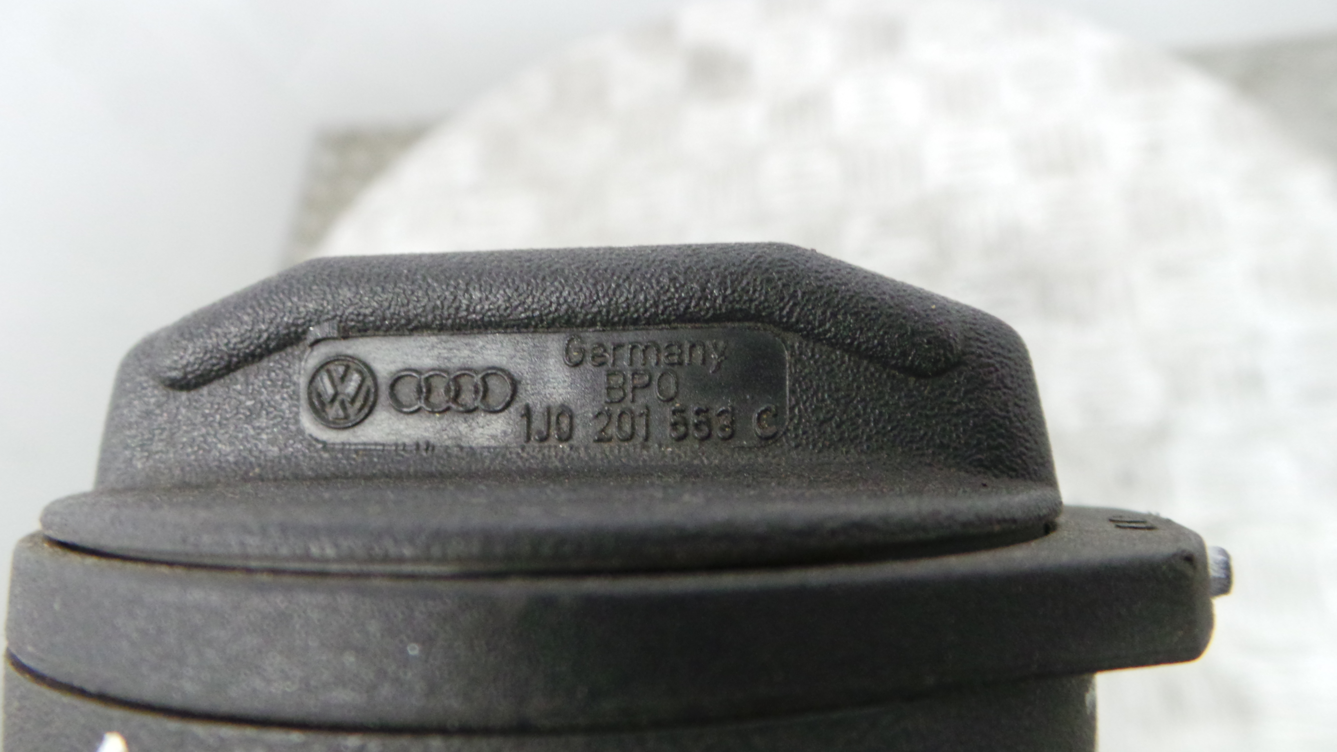 Tampão de Combustivel  1J0201553C - AUDI A3 (8L1)-36406718