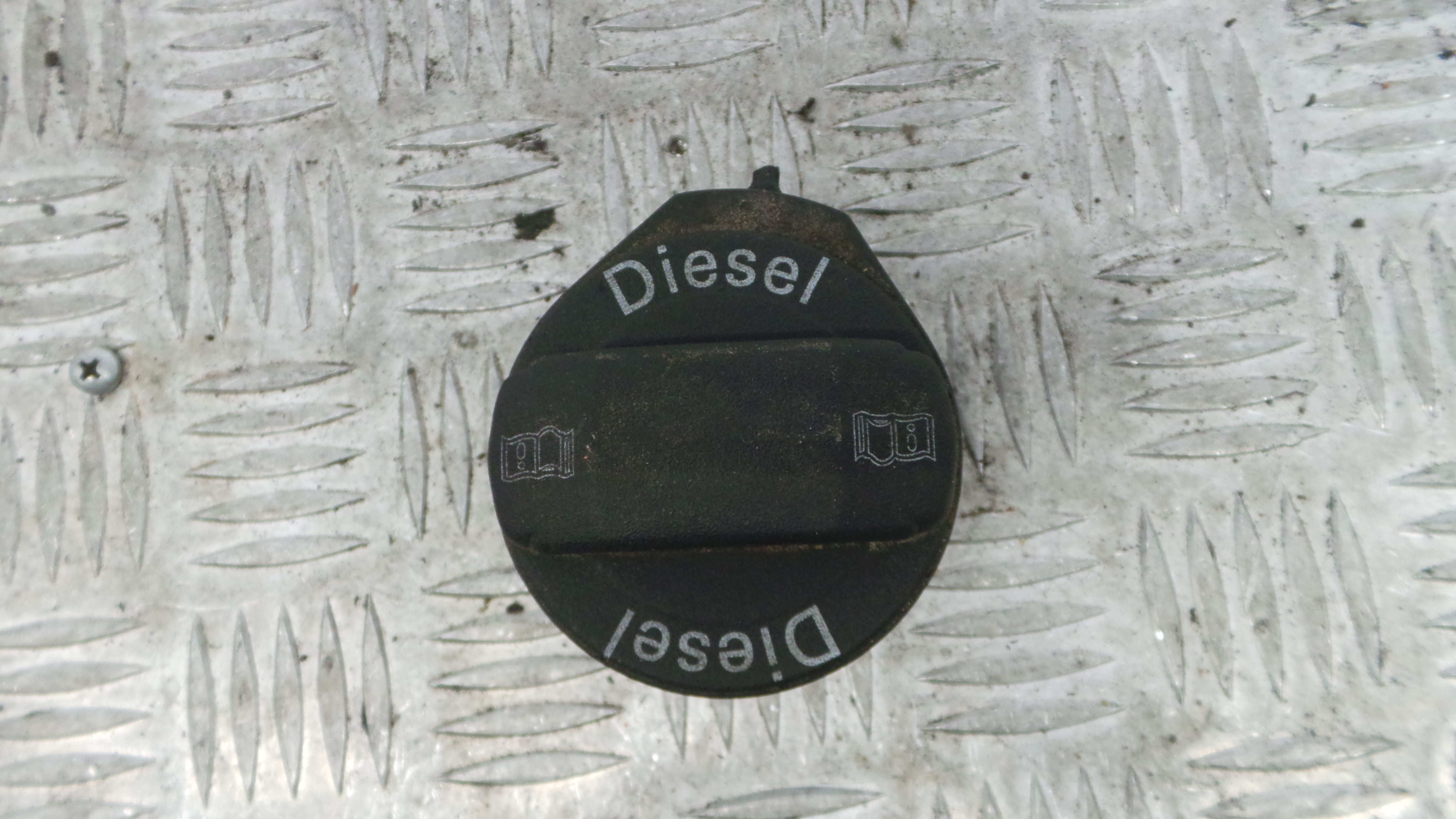 Tampão de Combustivel  1J0201553AE - VW GOLF VI (5K1)-36406790