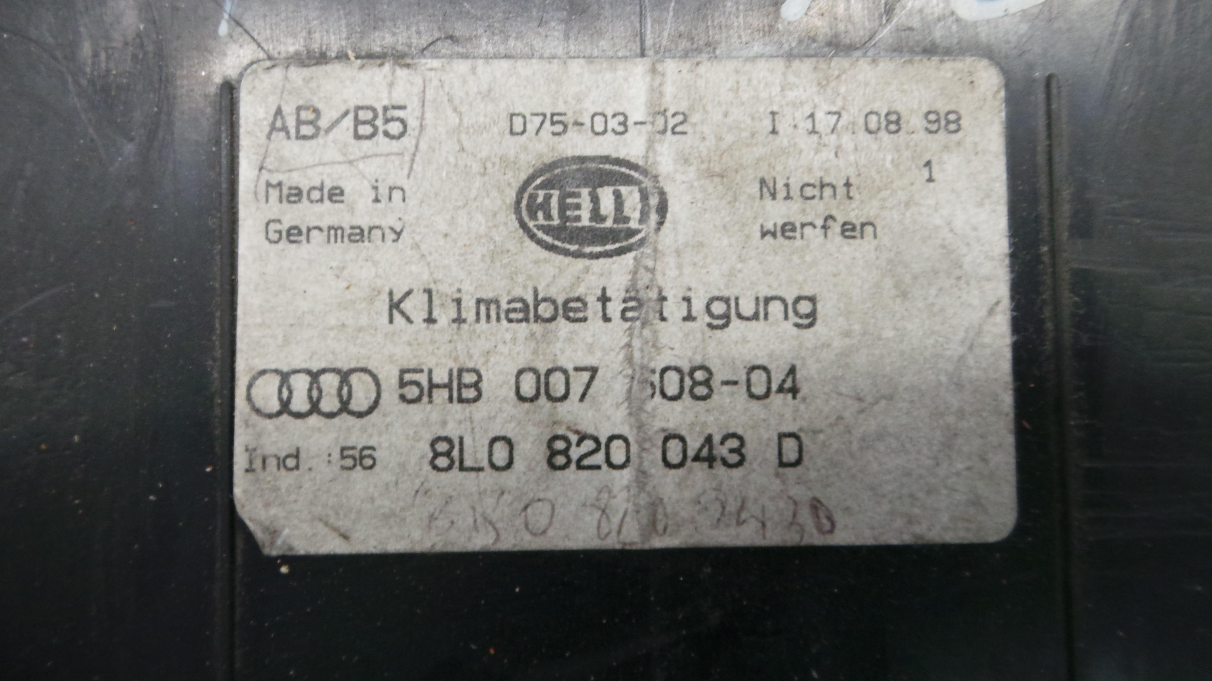 Comando da Sofagem / Climatronic 8L0820043D - AUDI A3 (8L1)-36407175