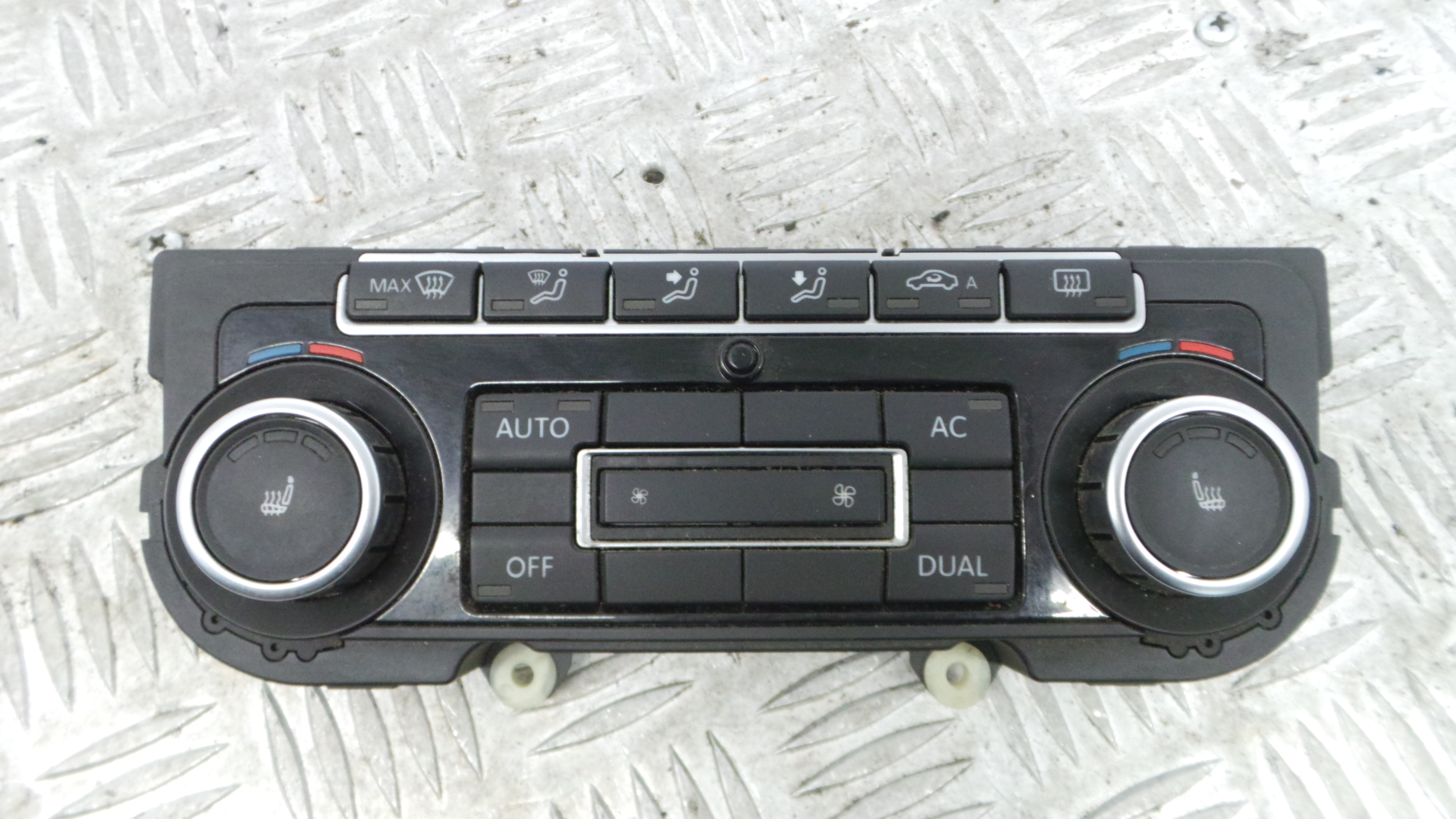 Comando da Sofagem / Climatronic 5K0907044AK - VW PASSAT B6 (3C2)-36407218 Comando da Sofagem / Climatronic 5K0907044AK - VW PASSAT B6 (3C2)-36407218