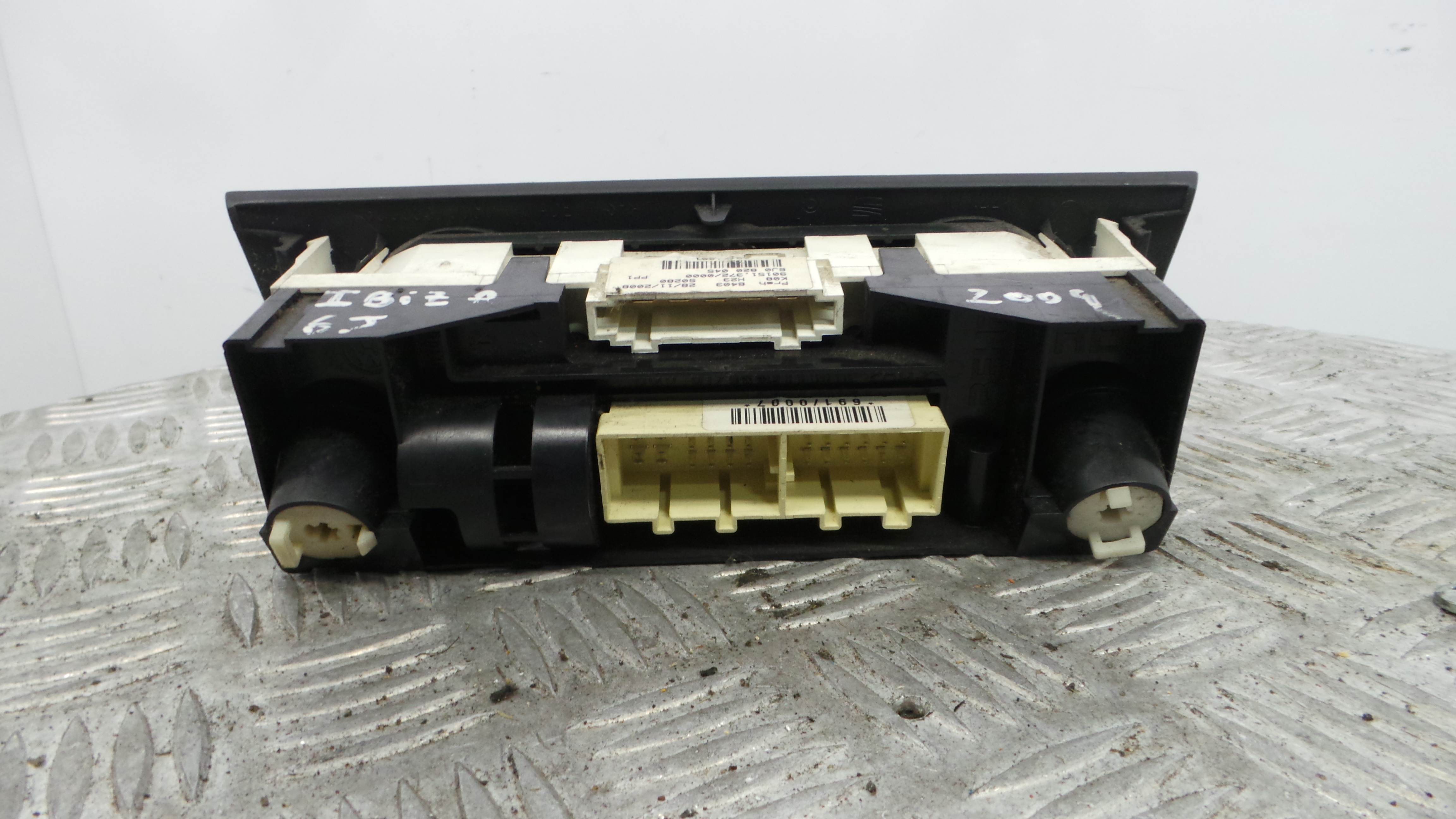 Comando da Sofagem / Climatronic 6J0820045 - SEAT IBIZA IV (6J5, 6P1), IBIZA Mk IV (6J5, 6P1)-36407225