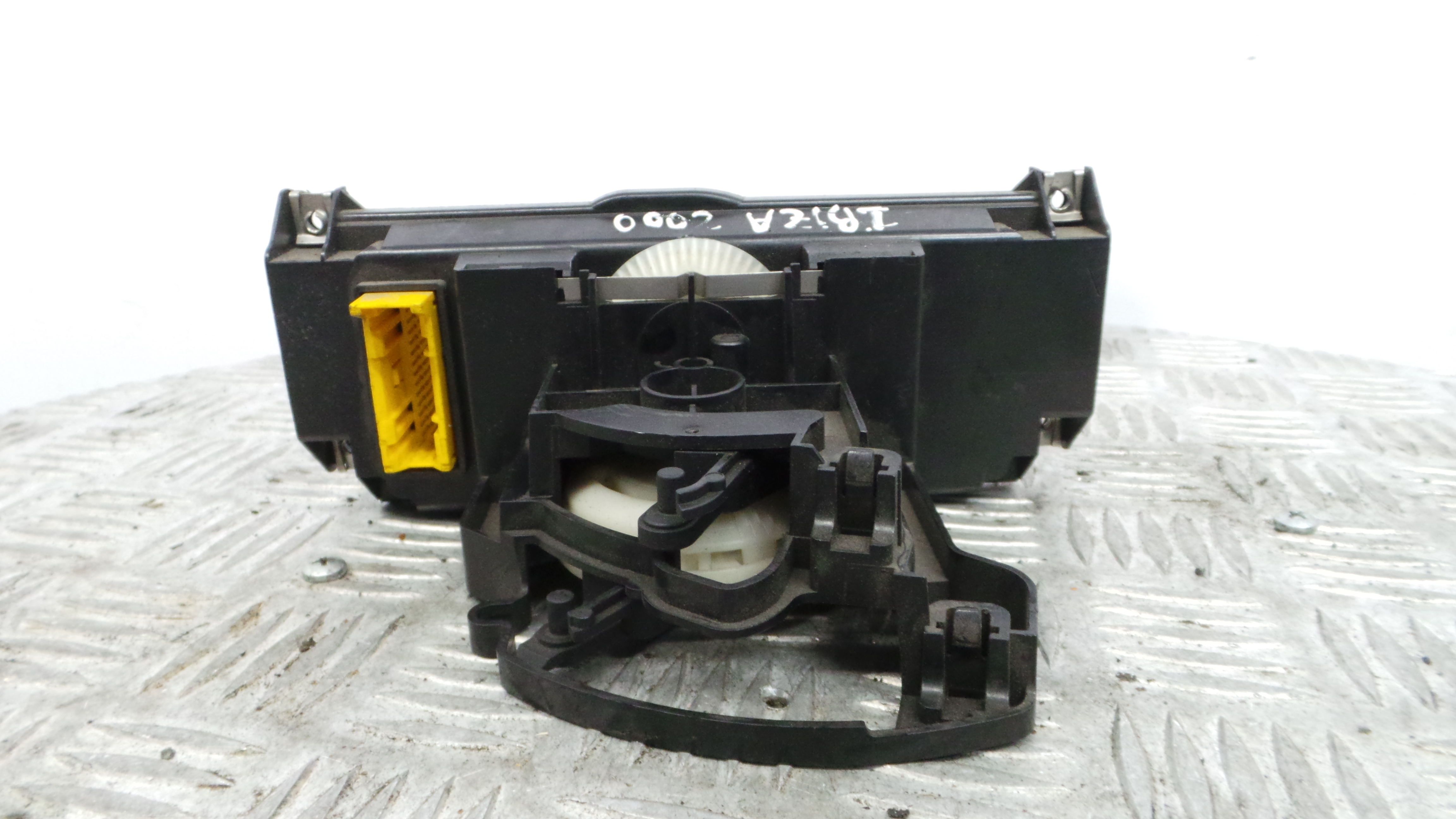 Comando da Sofagem / Climatronic 6K0819045C - SEAT IBIZA II (6K1), IBIZA Mk II (6K1)-36407254