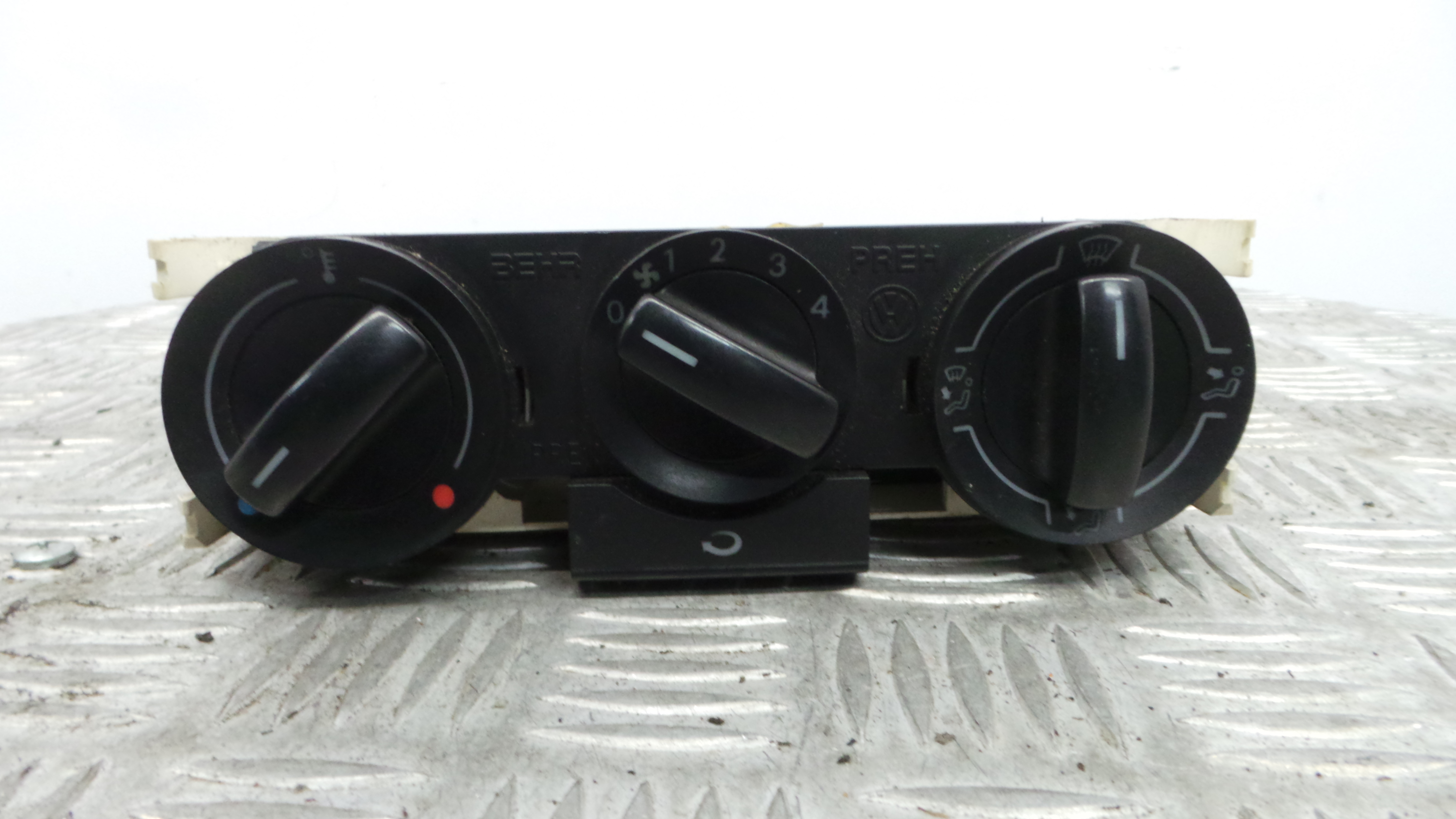 Comando da Sofagem / Climatronic 6Q0819045P - VW POLO (9N_, 9A_)-36407264 Comando da Sofagem / Climatronic 6Q0819045P - VW POLO (9N_, 9A_)-36407264