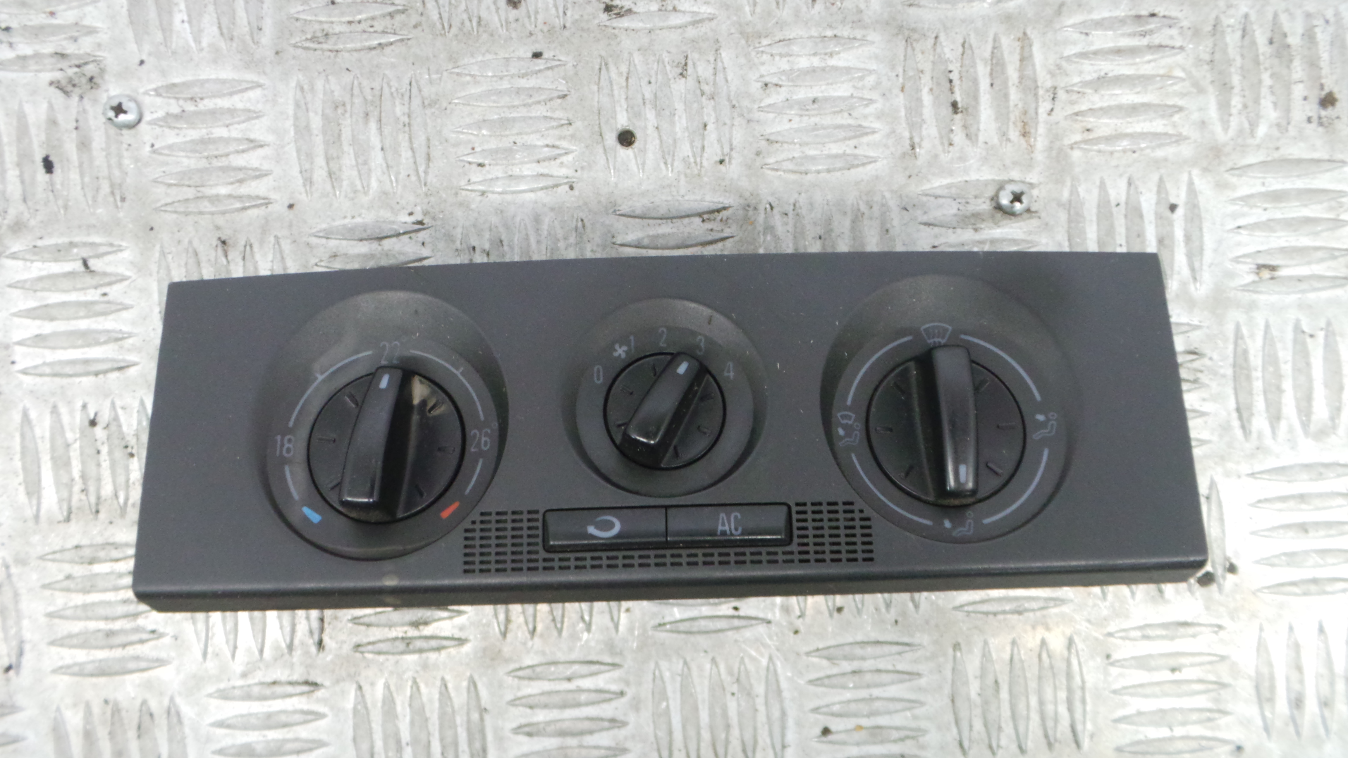 Comando da Sofagem / Climatronic 6Q0819445 - SKODA FABIA I (6Y2)-36407270