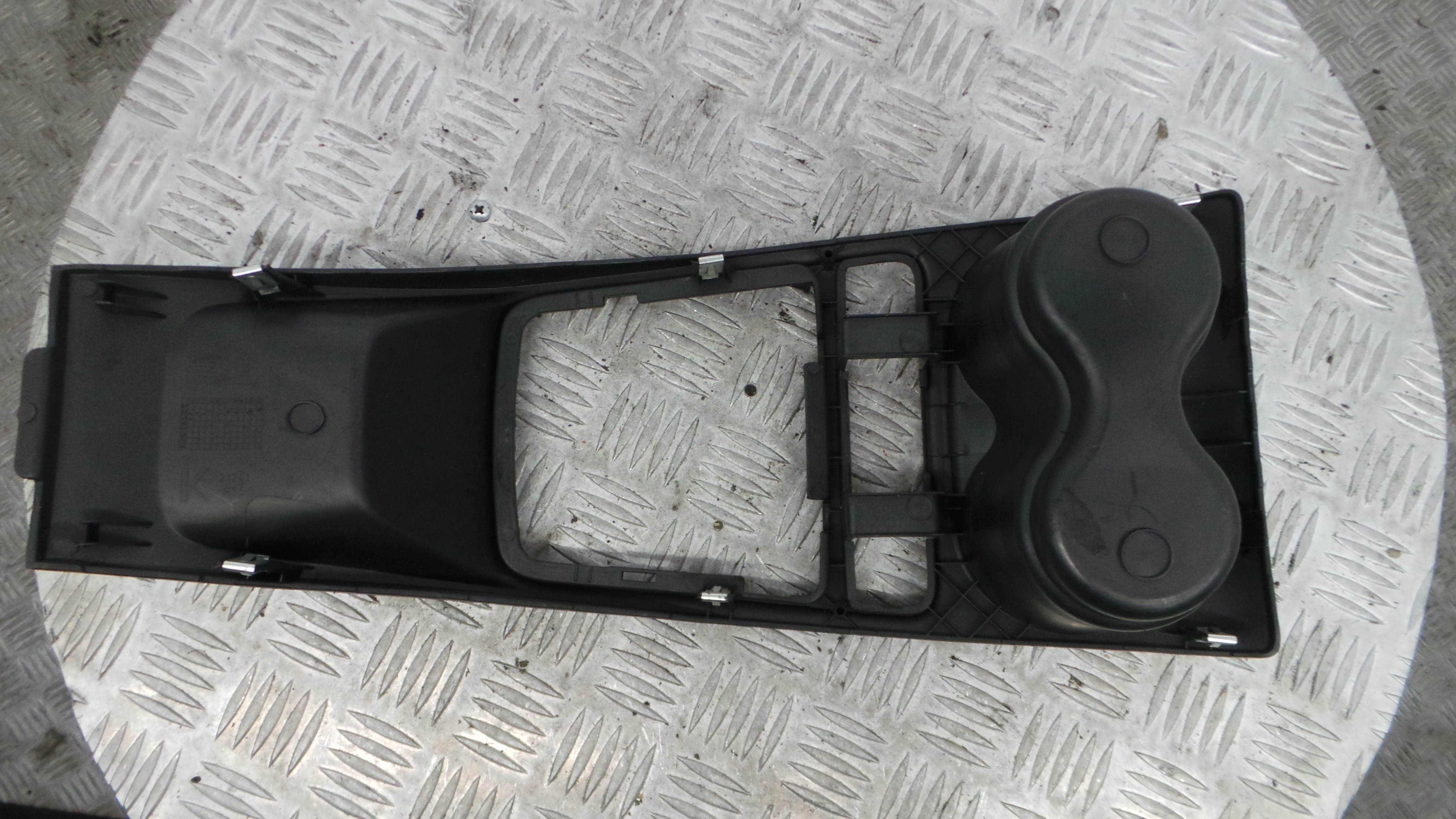 Consola central Tablier 6J0858331 - SEAT IBIZA IV (6J5, 6P1), IBIZA Mk IV (6J5, 6P1)-36410239