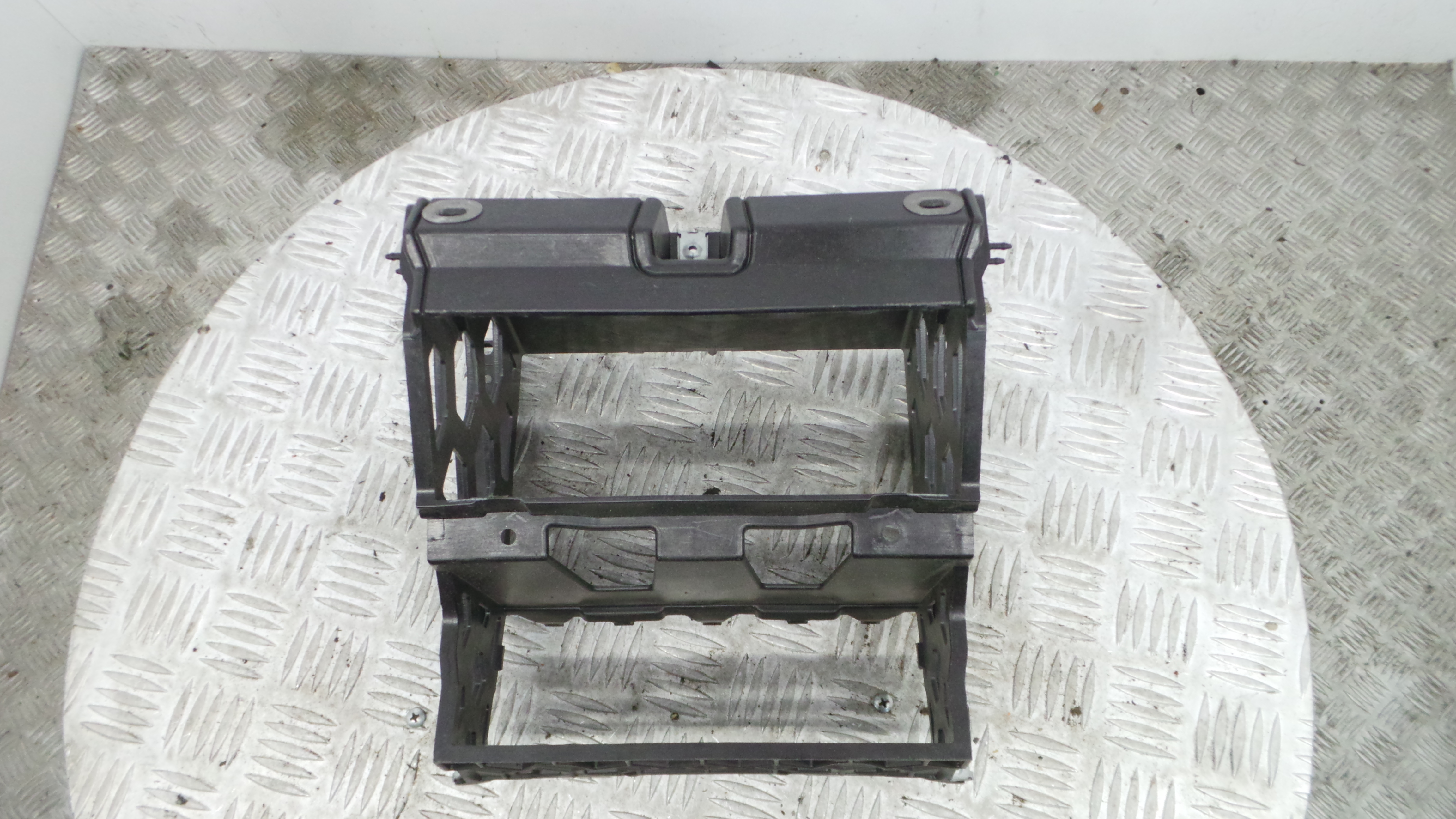 Consola central Tablier 6R0858005B - VW POLO V (6R1, 6C1)-36410245