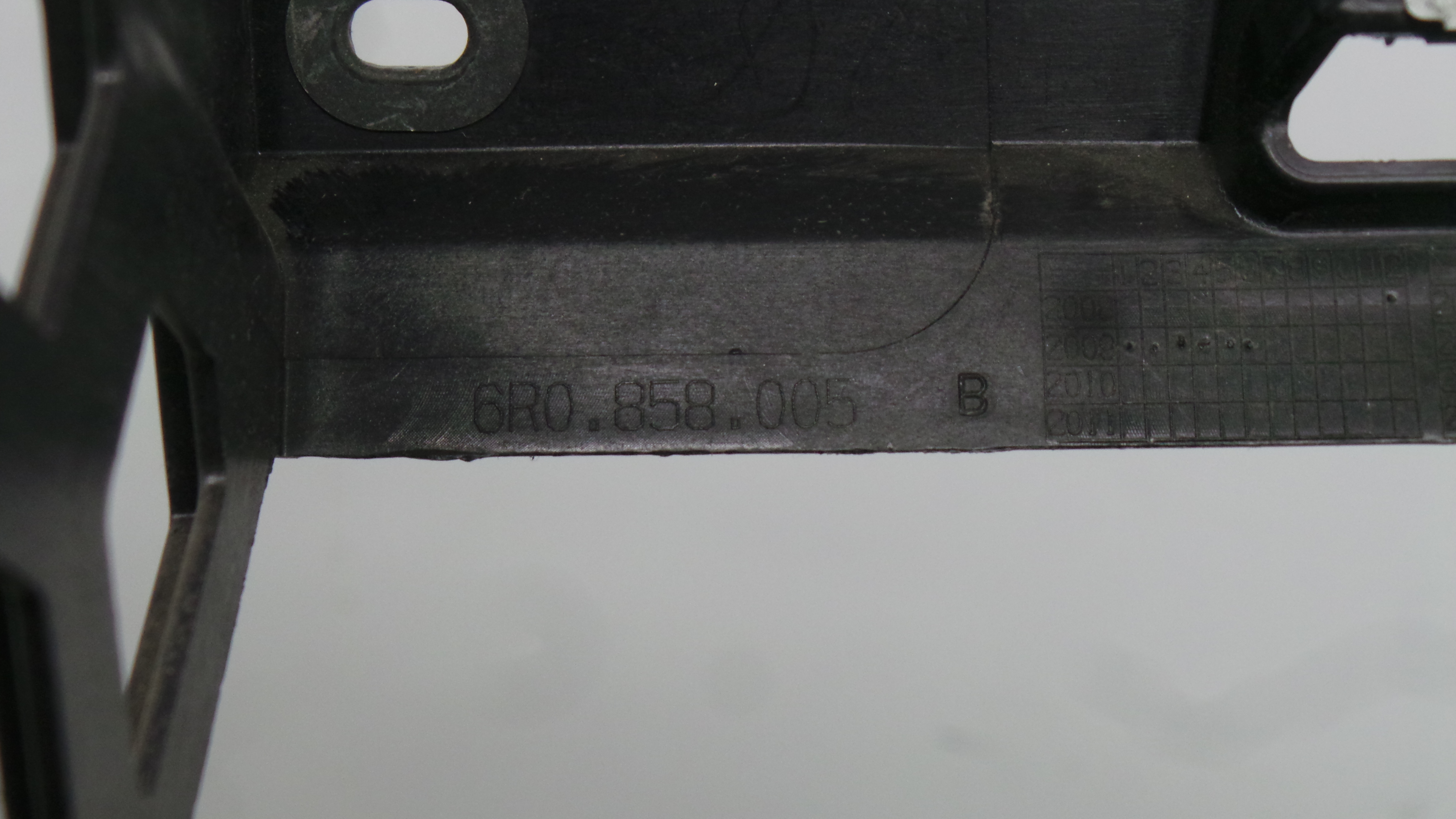 Consola central Tablier 6R0858005B - VW POLO V (6R1, 6C1)-36410245