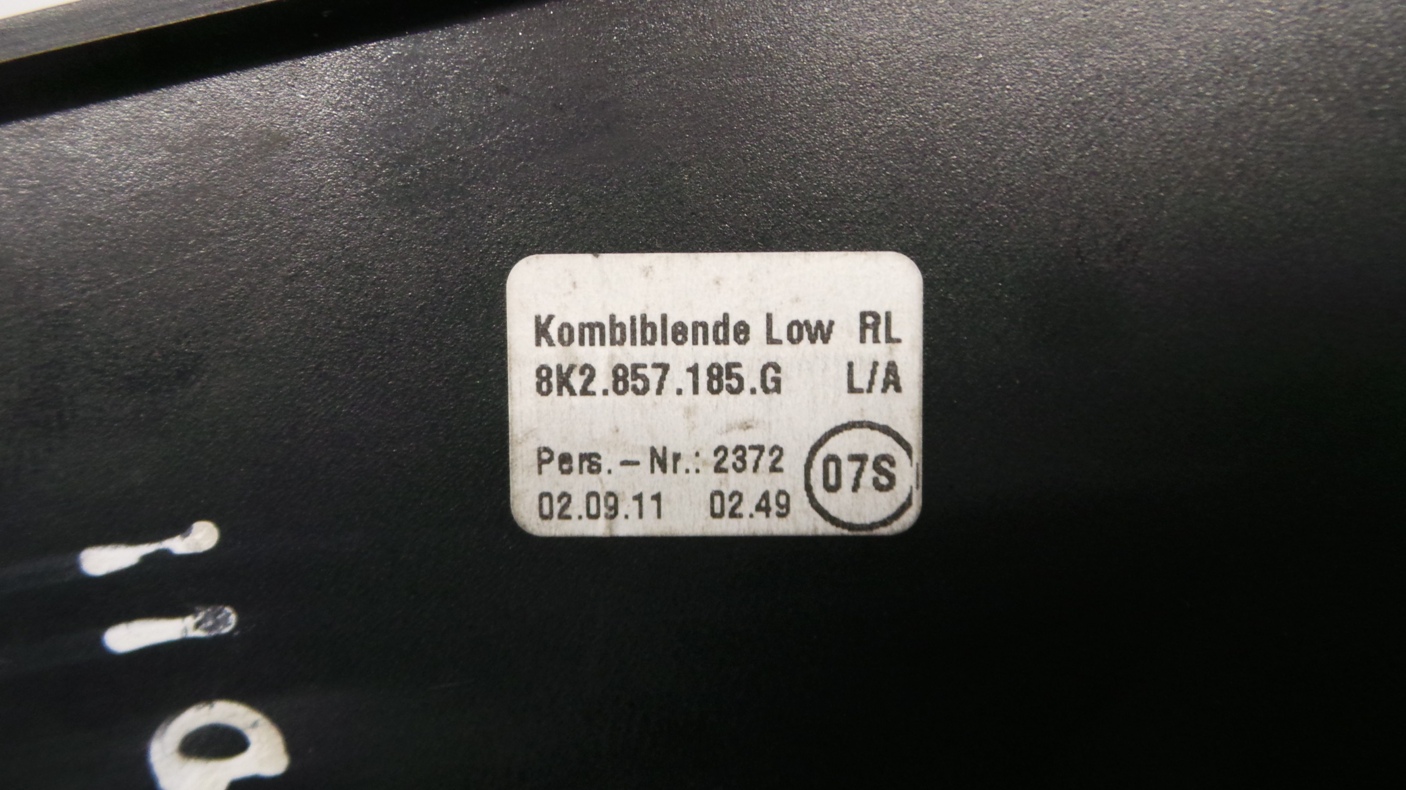 Aro Consola Central 8K2857185G - AUDI A4 B8 (8K2)-36410281