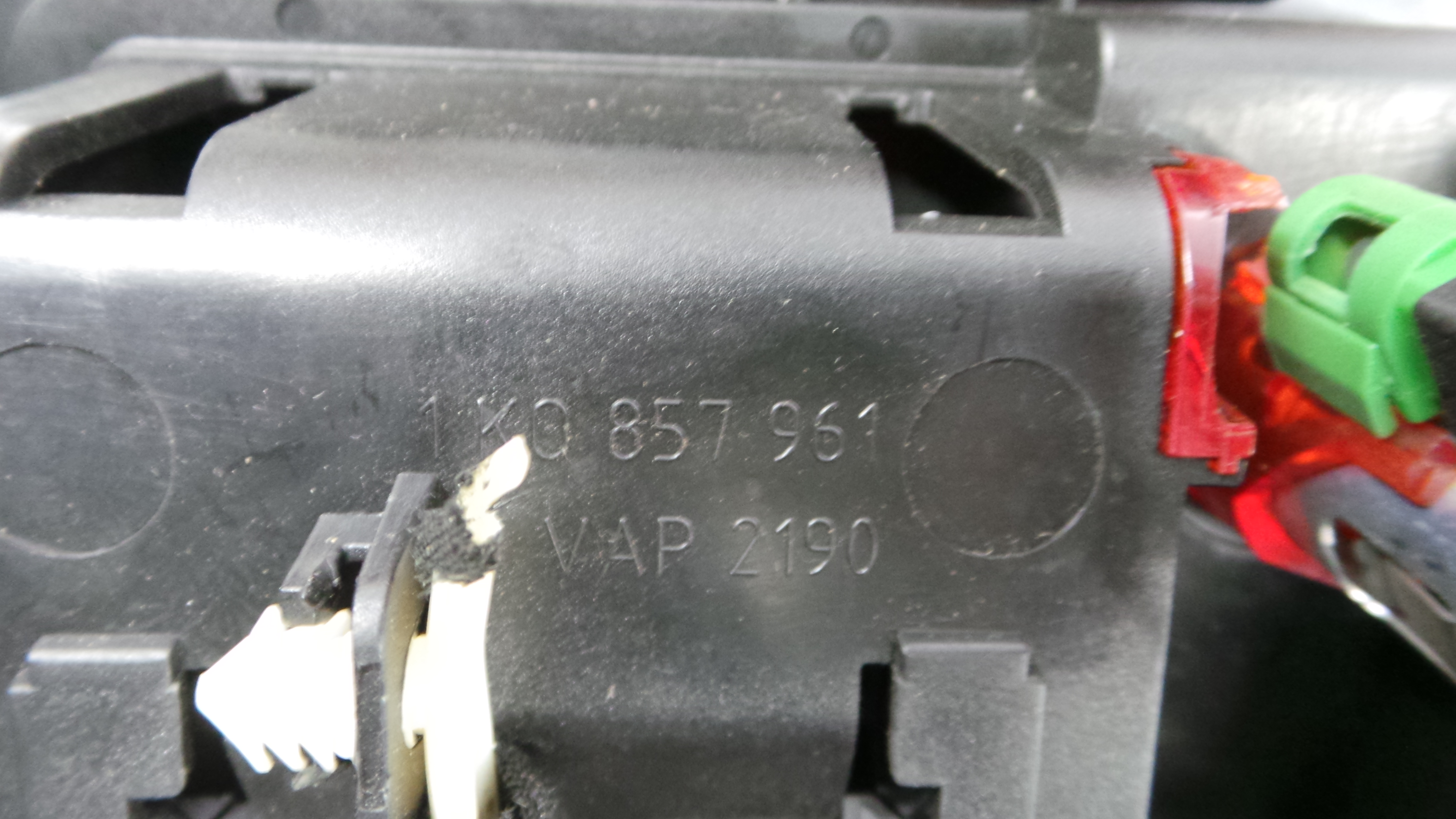 Cinzeiro 1K0857961 - VW GOLF V (1K1)-36410584