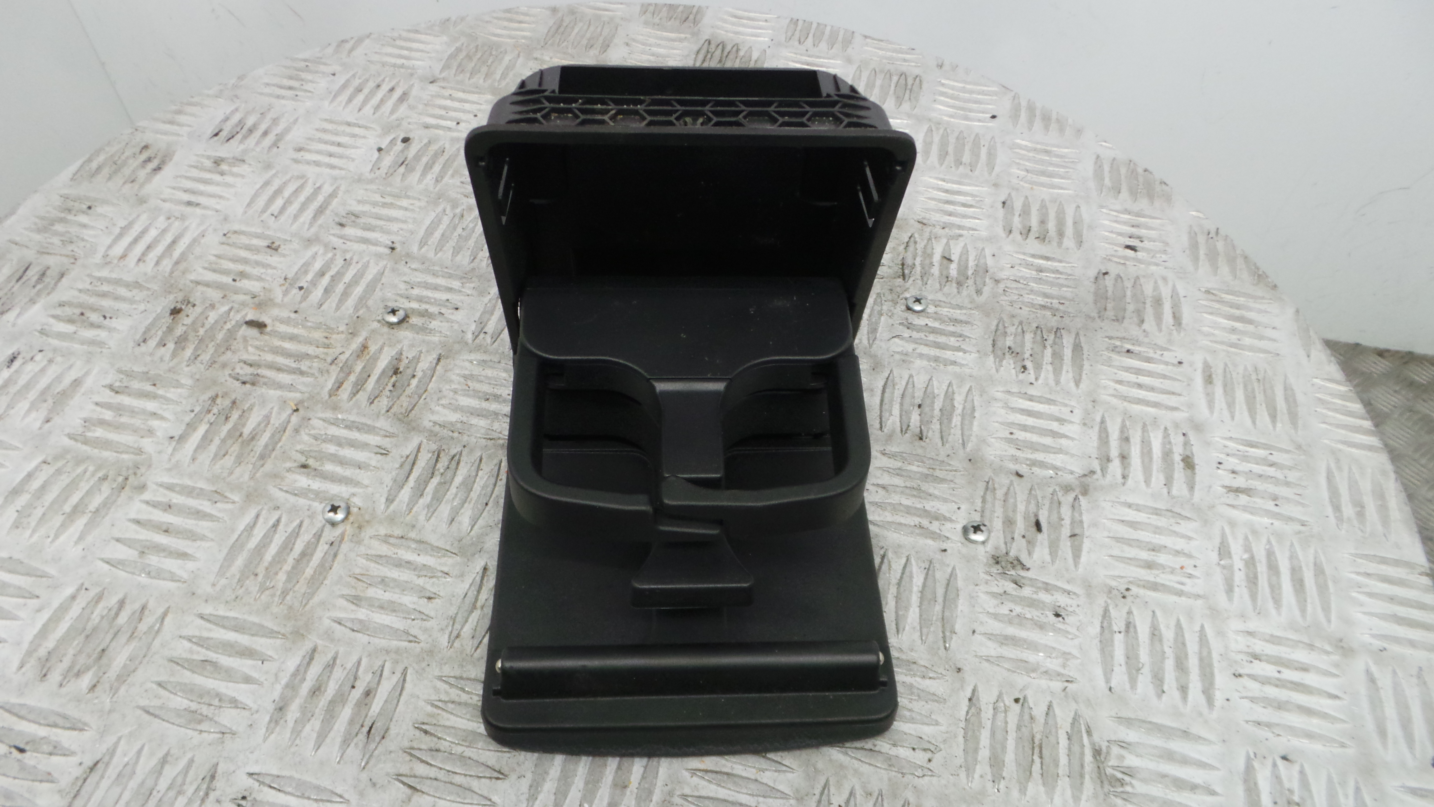 Suporte para copos para o carro 1K0862532F - VW GOLF V (1K1)-36410596