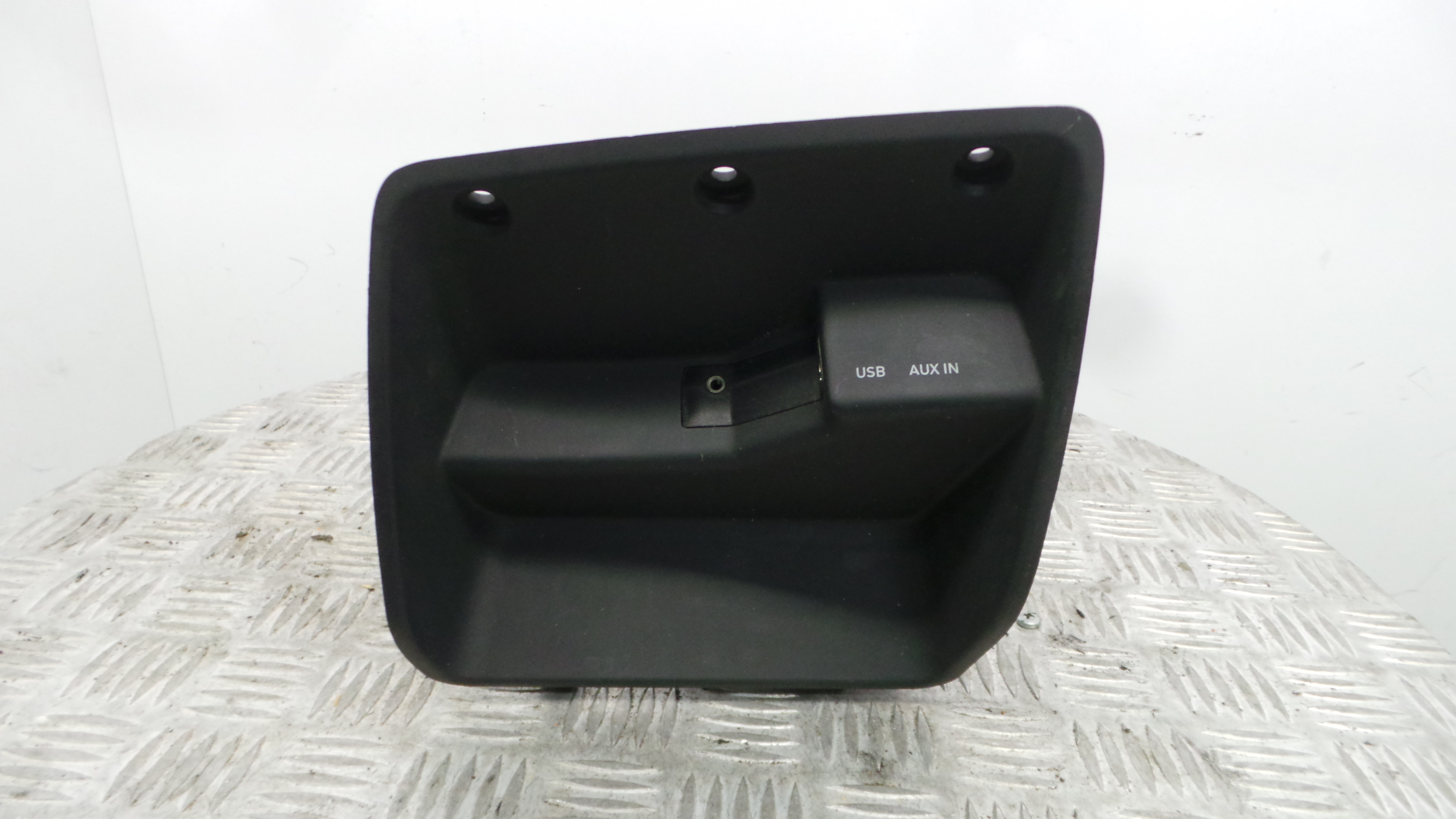 Acessórios para auto rádios 6J1857563 - SEAT IBIZA IV (6J5, 6P1), IBIZA Mk IV (6J5, 6P1)-36410686