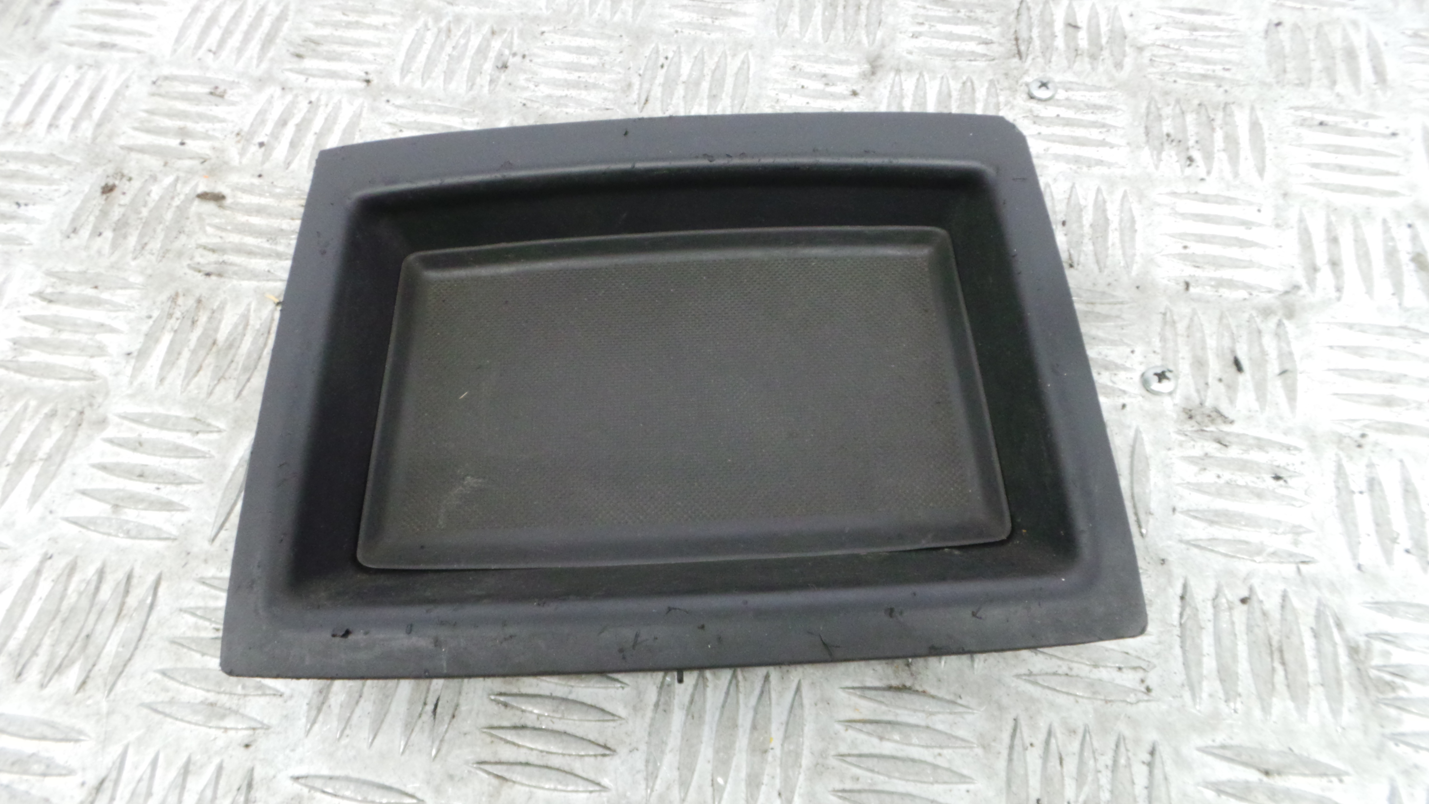 Porta Luvas  6Q0858719A - VW POLO (9N_, 9A_)-36410699