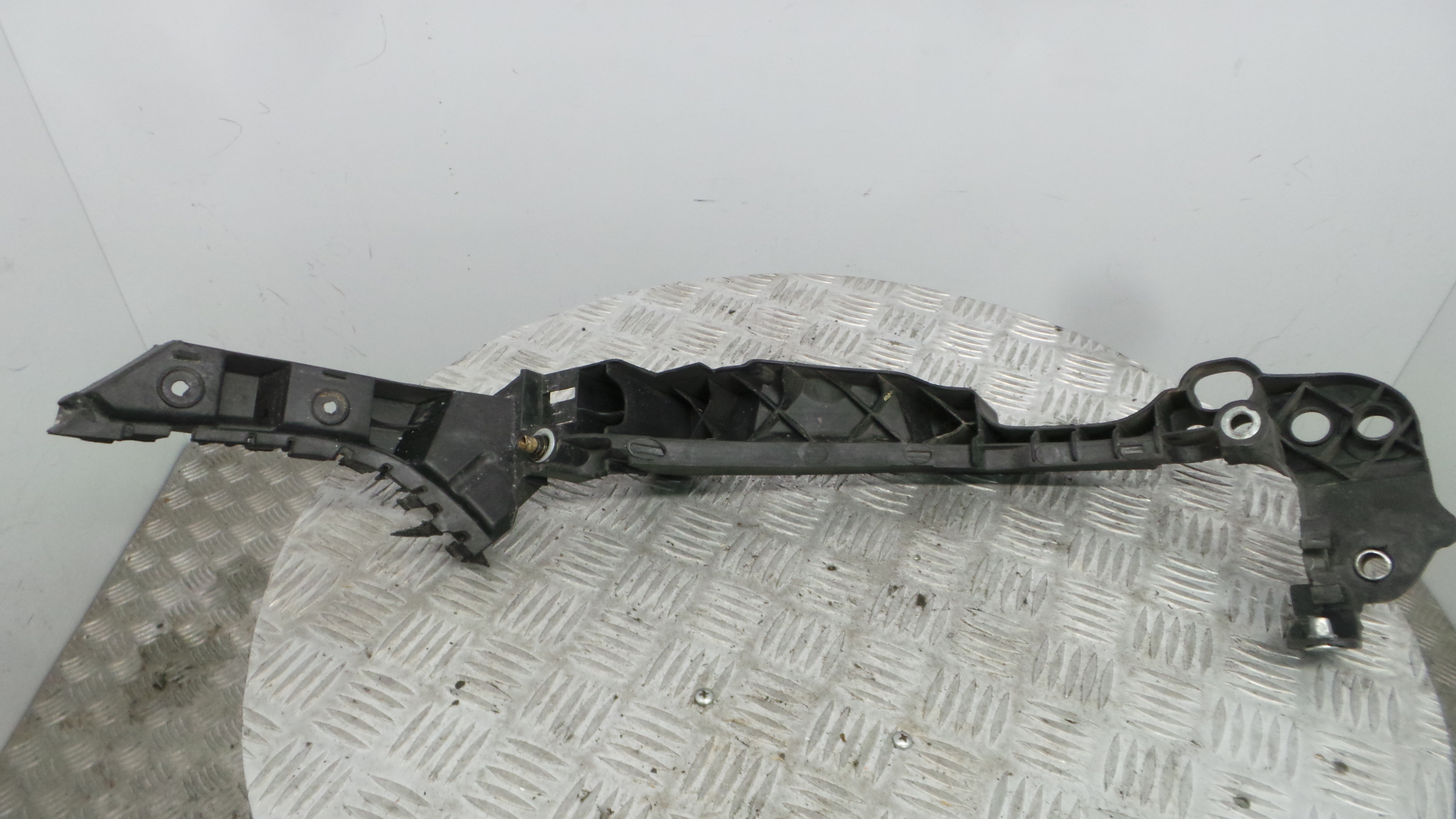 Suporte do Para Choques 5K0807227A - VW GOLF VI (5K1)-36410996