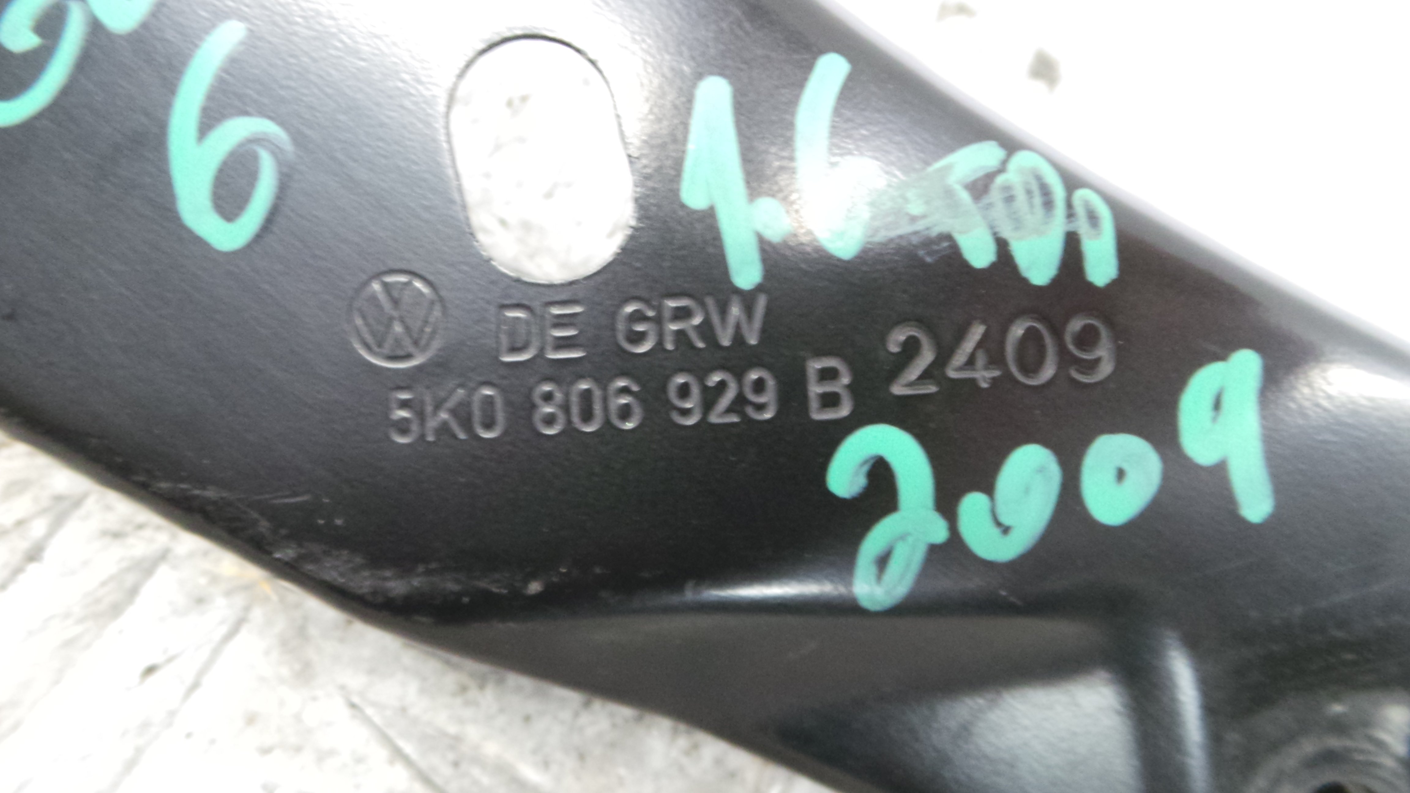 Suporte de Radiador 5K0806929B - VW GOLF VI (5K1)-36411005