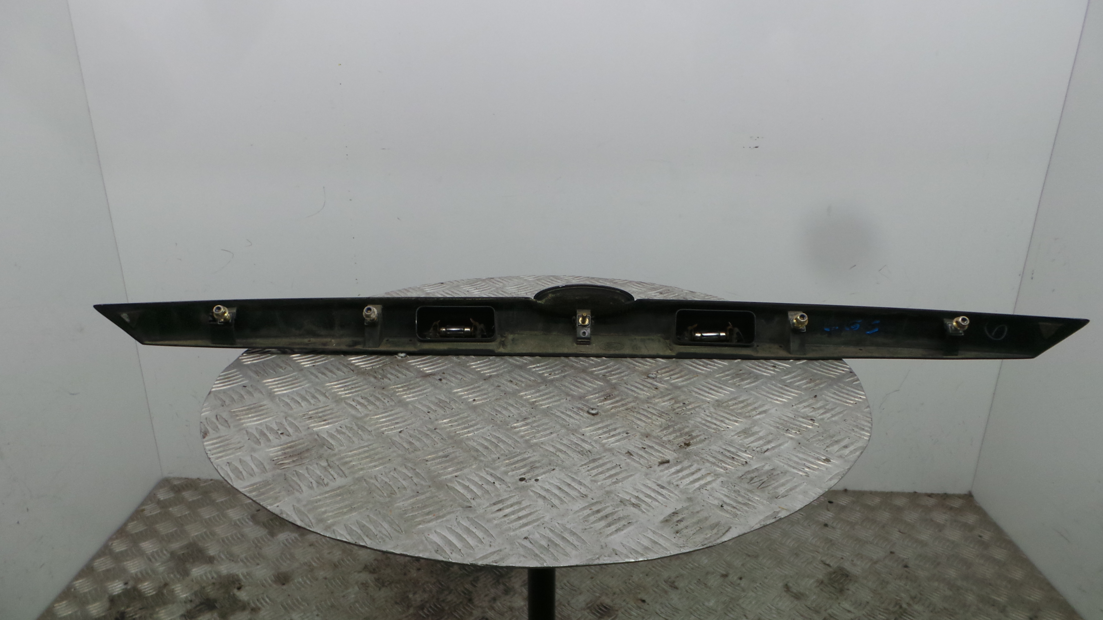 Puxador Exterior da Tampa da Mala 98AB-A43404-AM - FORD FOCUS I (DAW, DBW)-36411092