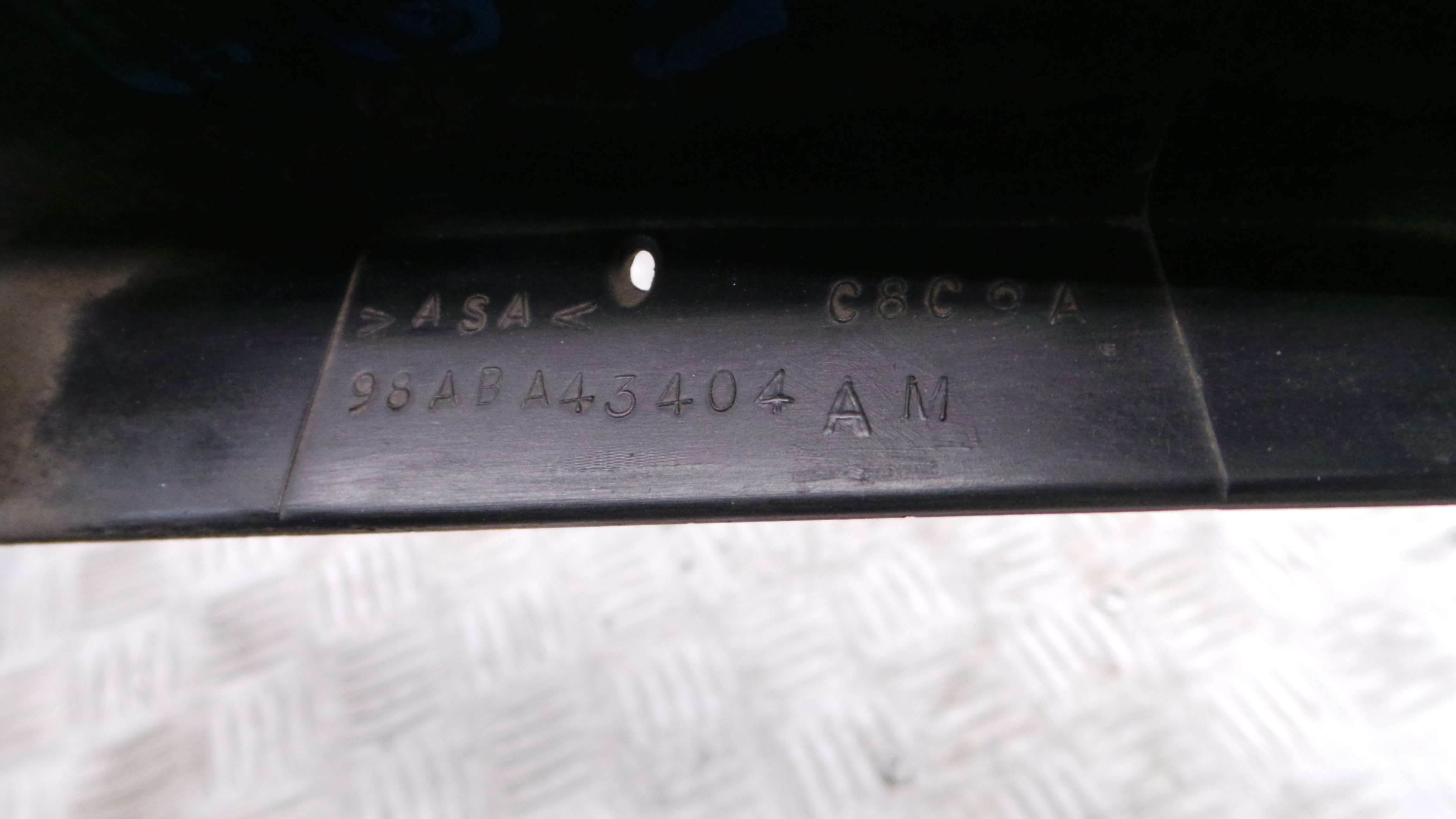 Puxador Exterior da Tampa da Mala 98AB-A43404-AM - FORD FOCUS I (DAW, DBW)-36411092